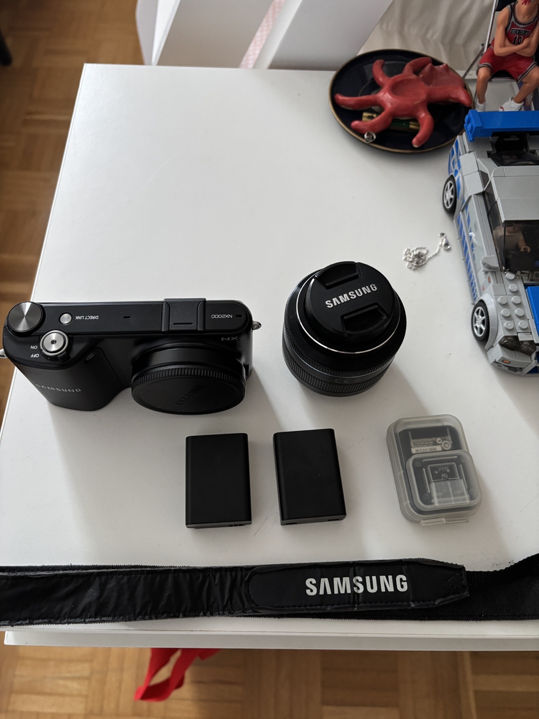 Samsung NX2000 Camera with Lens and Accessories