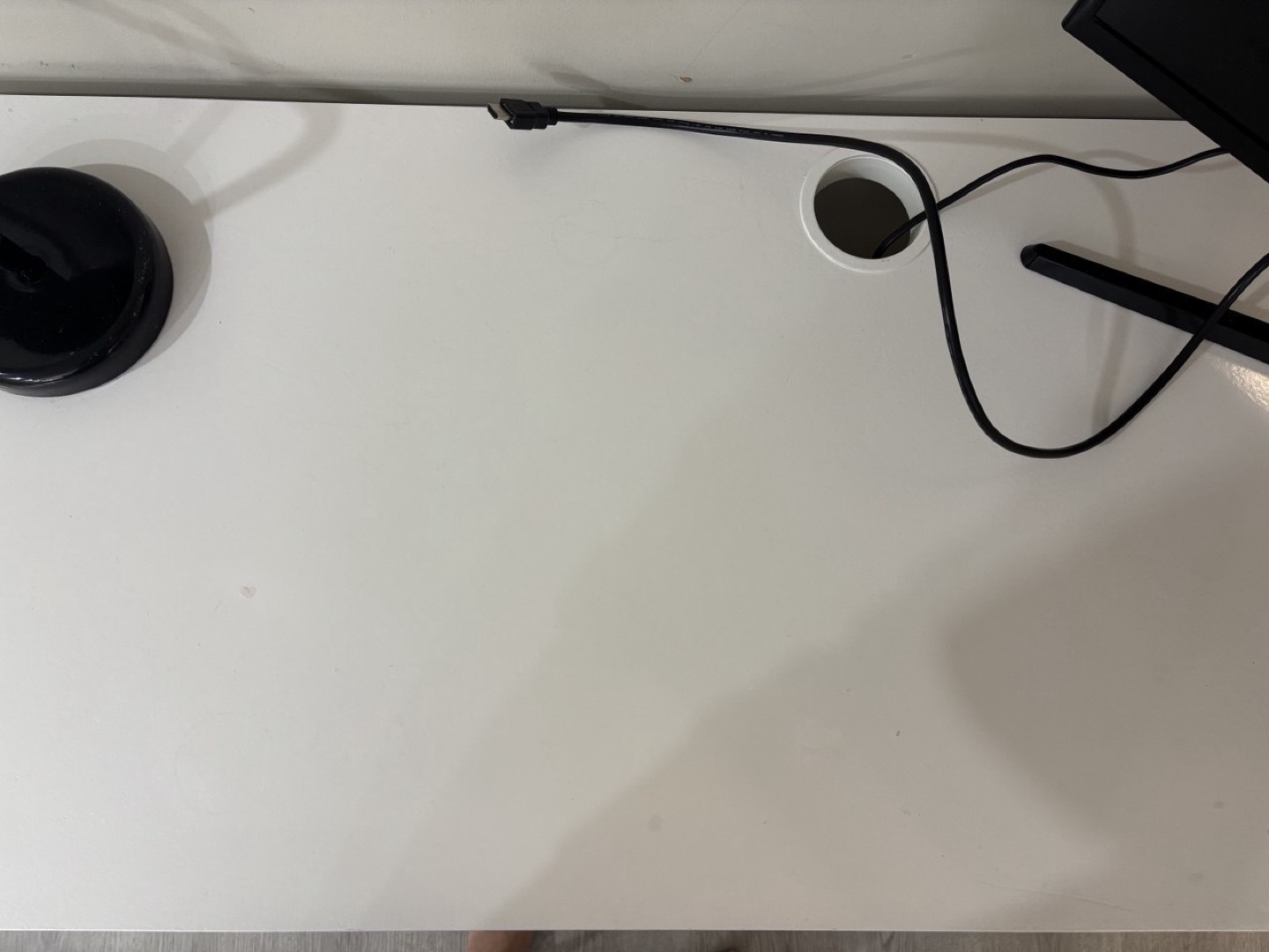 White Desk with Built-in Shelving - photo 3