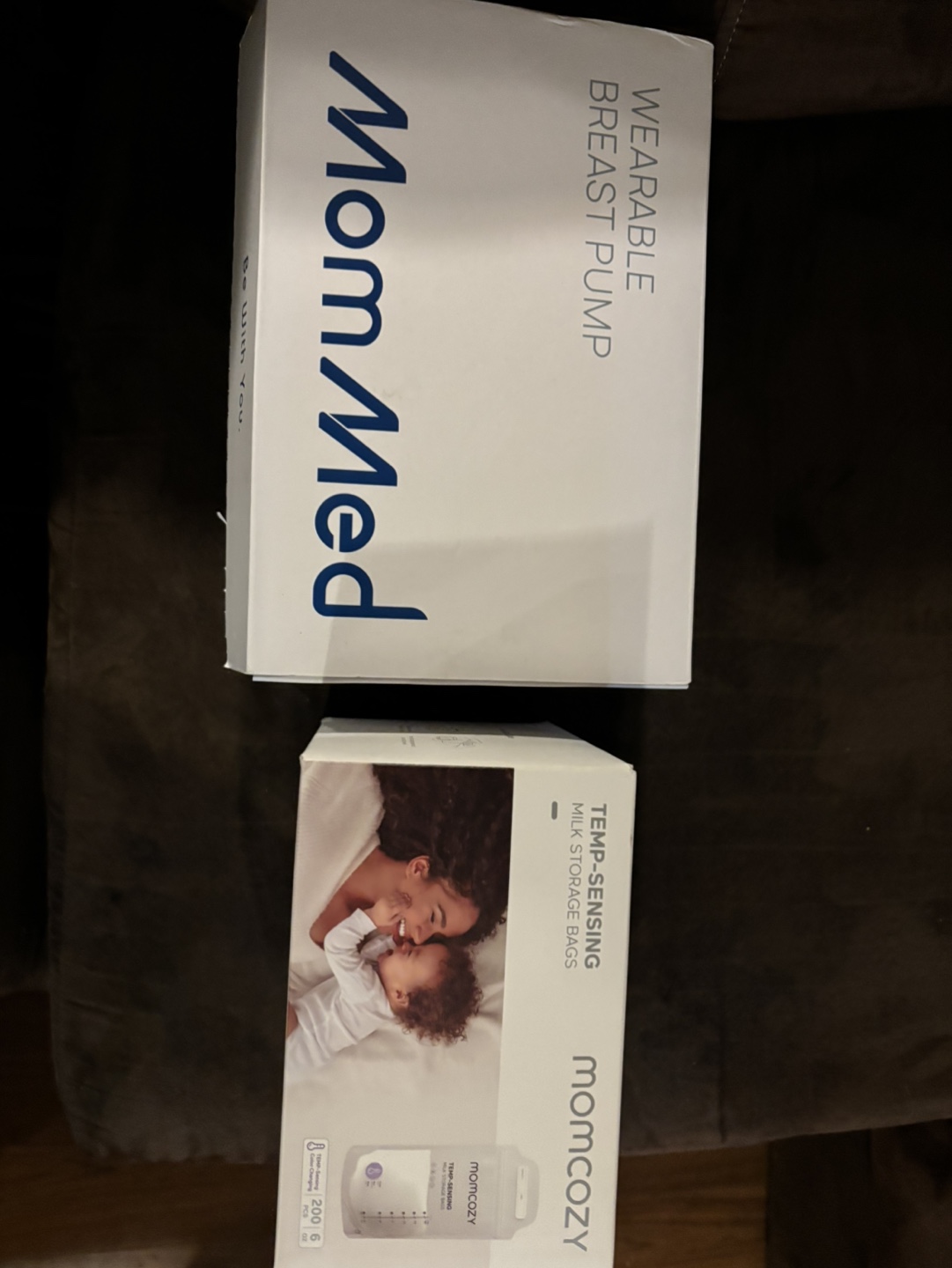 MomMed Wearable Breast Pump with Accessories