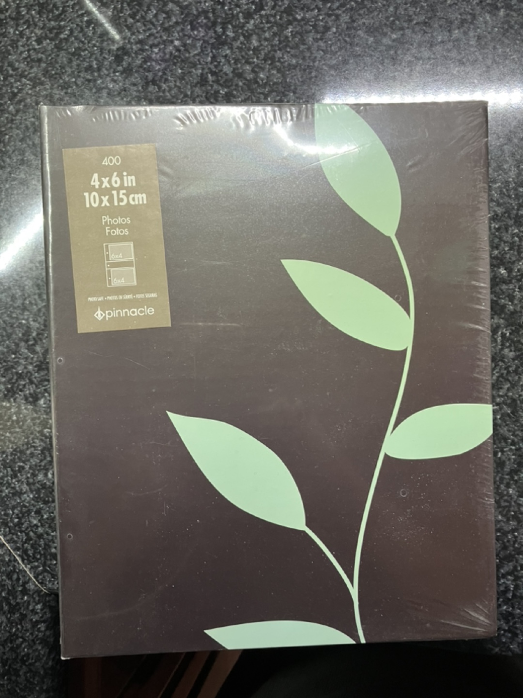 Pinnacle Photo Album - Holds 400 4x6 Photos