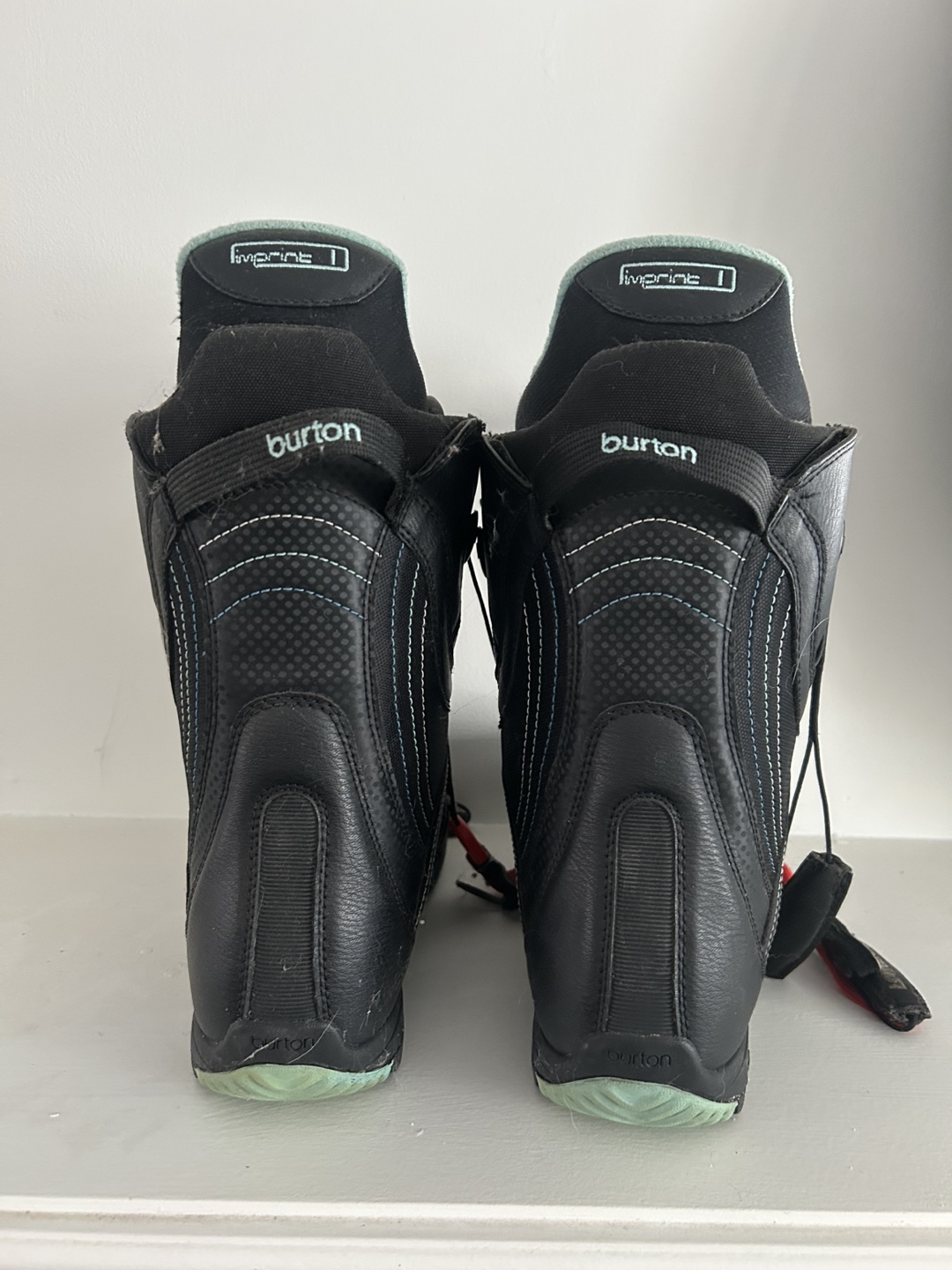 Women's Burton snowboard boots - photo 3