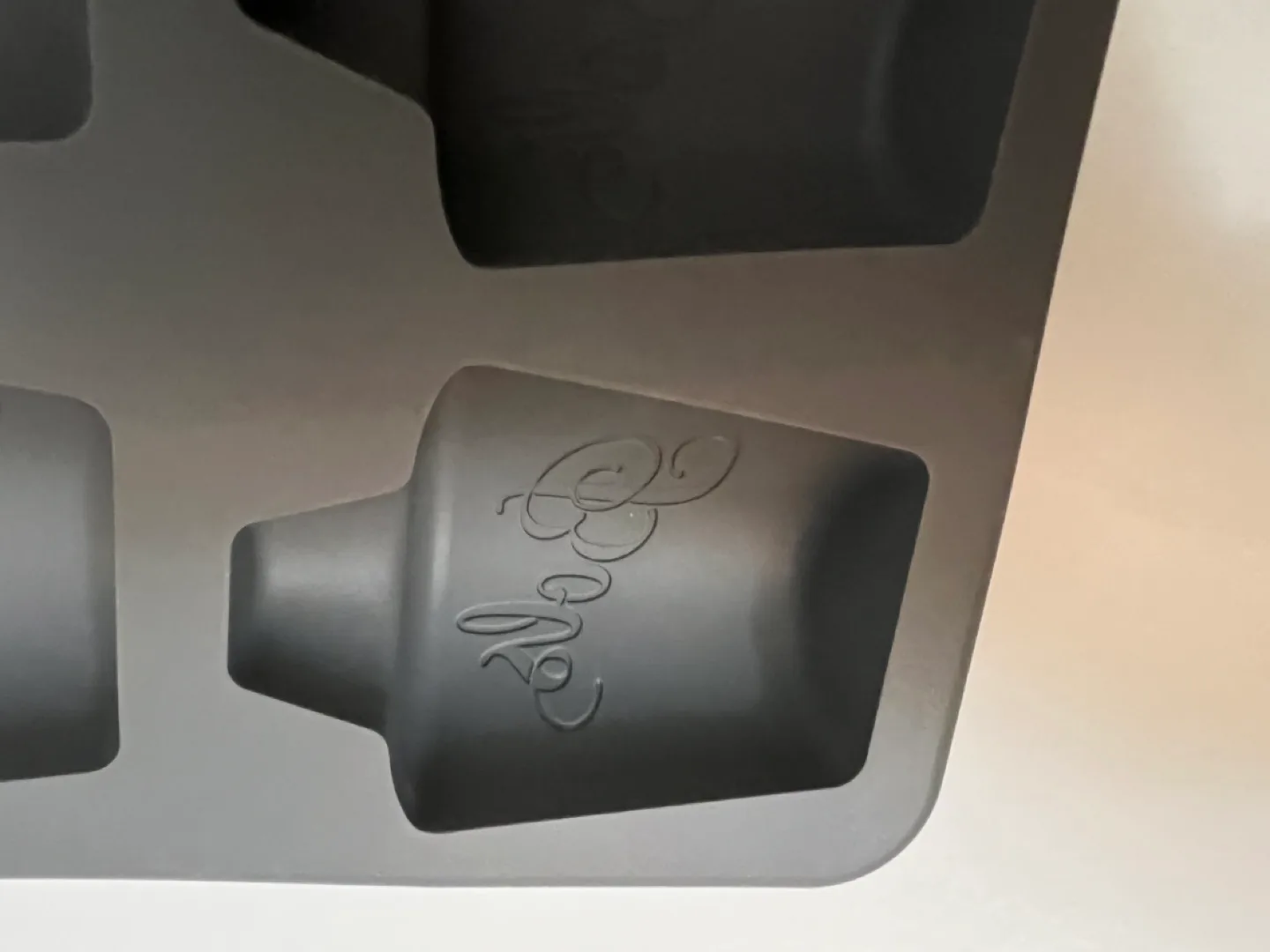 Boozy Booze Silicone Ice Cube Tray - Makes 4 image indicator(7)