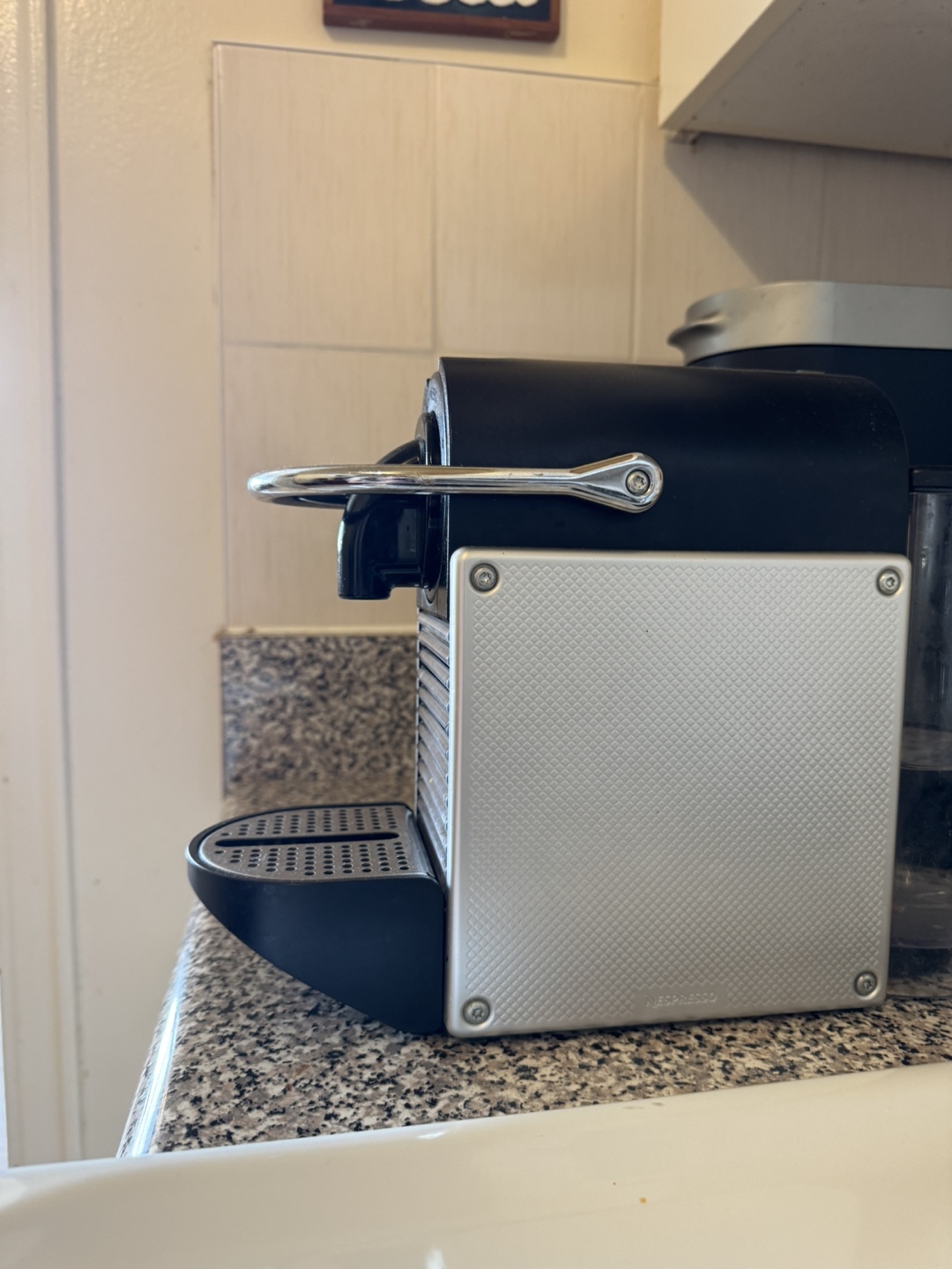 Nespresso Essenza Mini Coffee Machine - photo 2