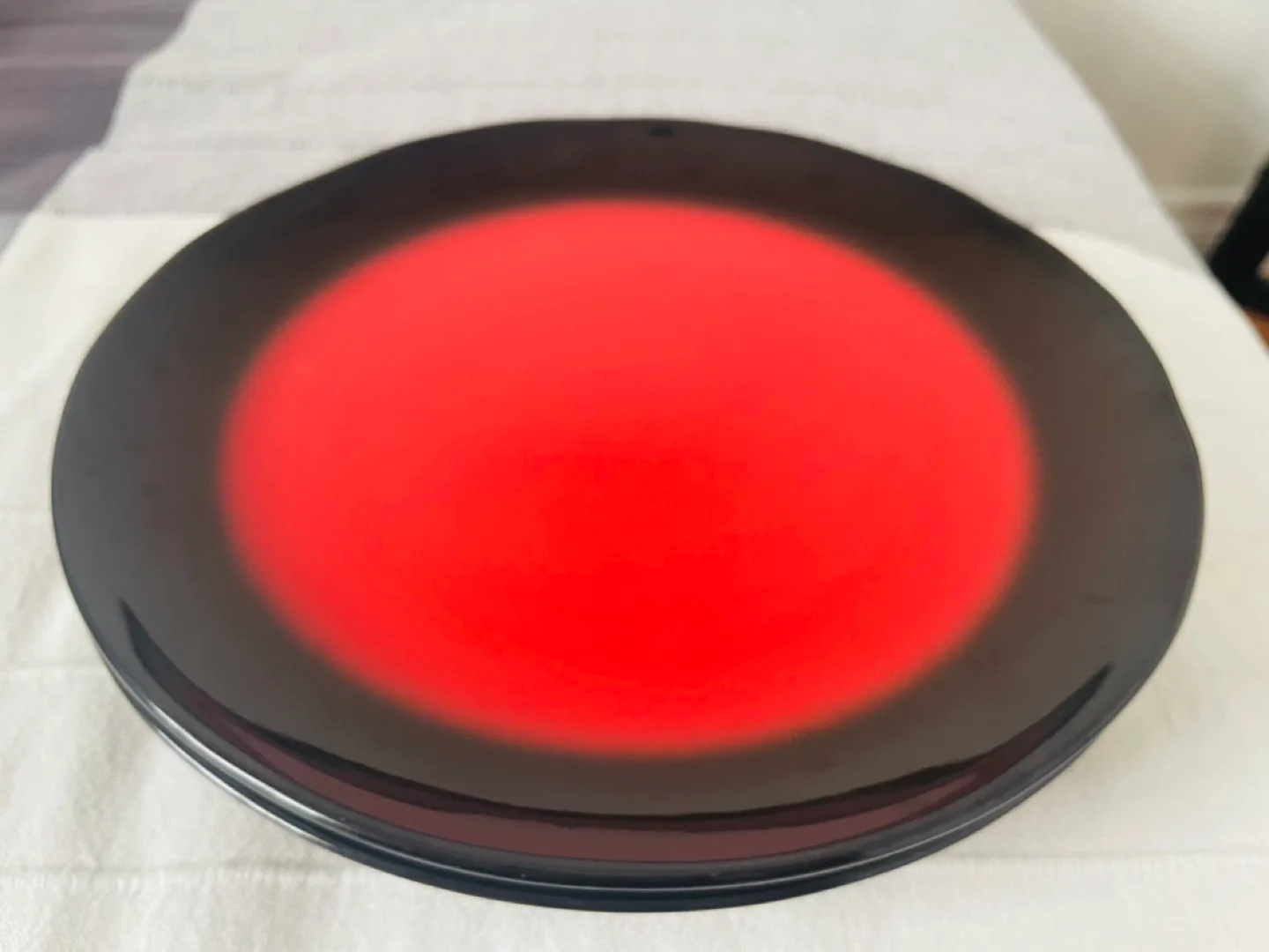 Red and Black Dinnerware image indicator(3)