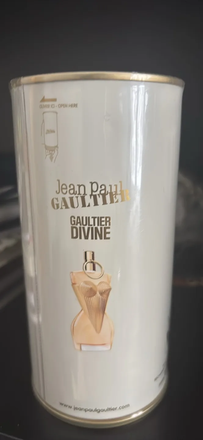 Jean Paul Gaultier Gaultier Divine Perfume - 30ml image indicator(3)