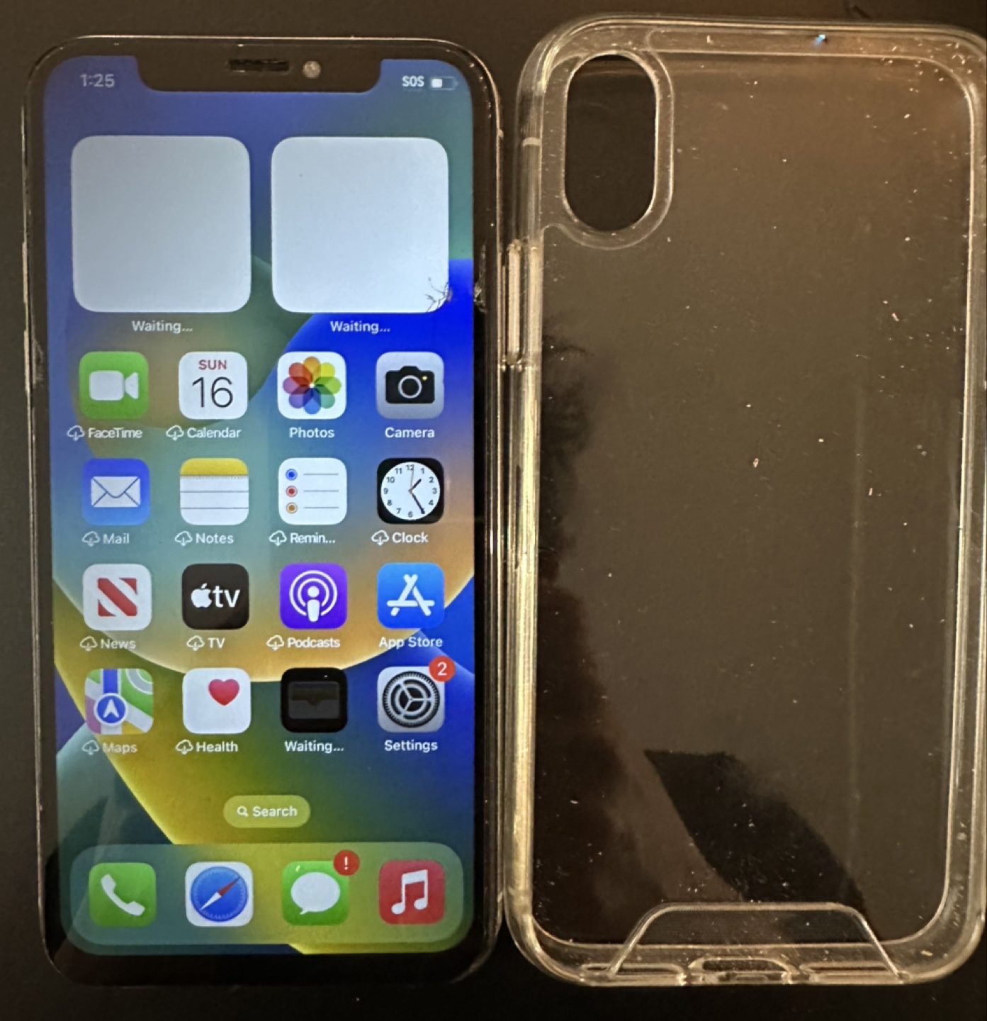 iPhone X - photo 3