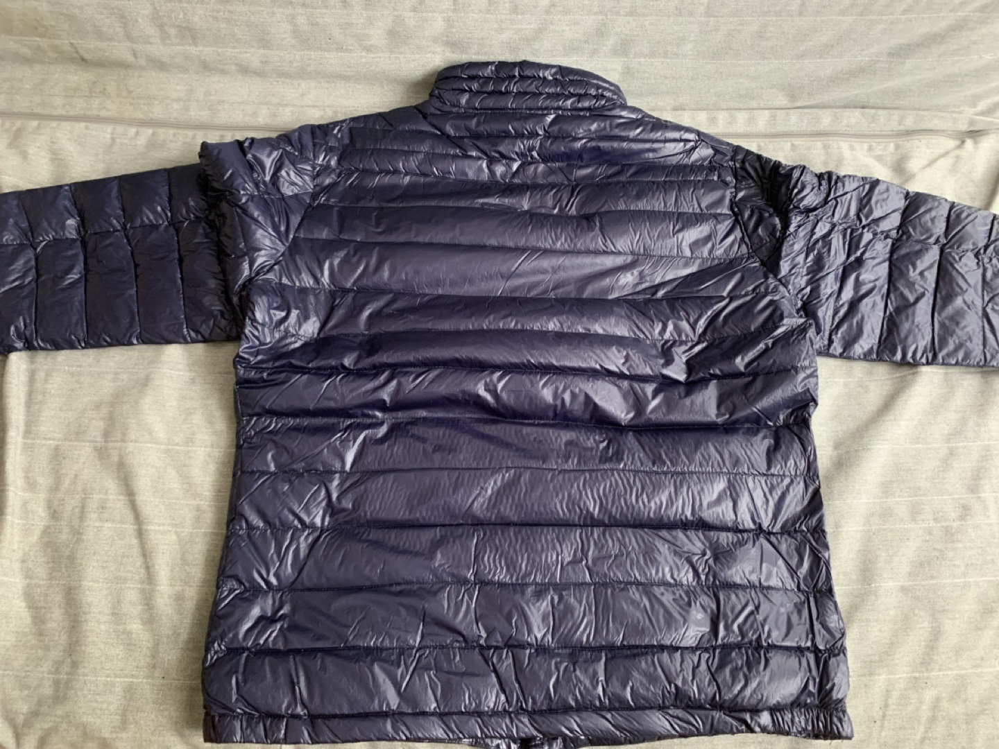 Moncler Men's Navy Blue Quilted Down Jacket - photo 2