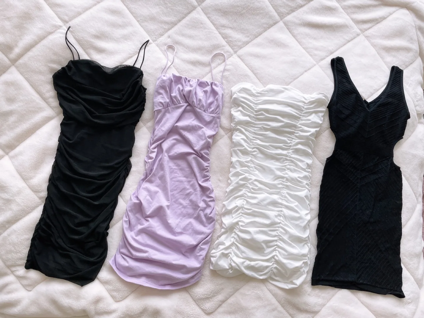 Women’s Dress Size XS image indicator(4)