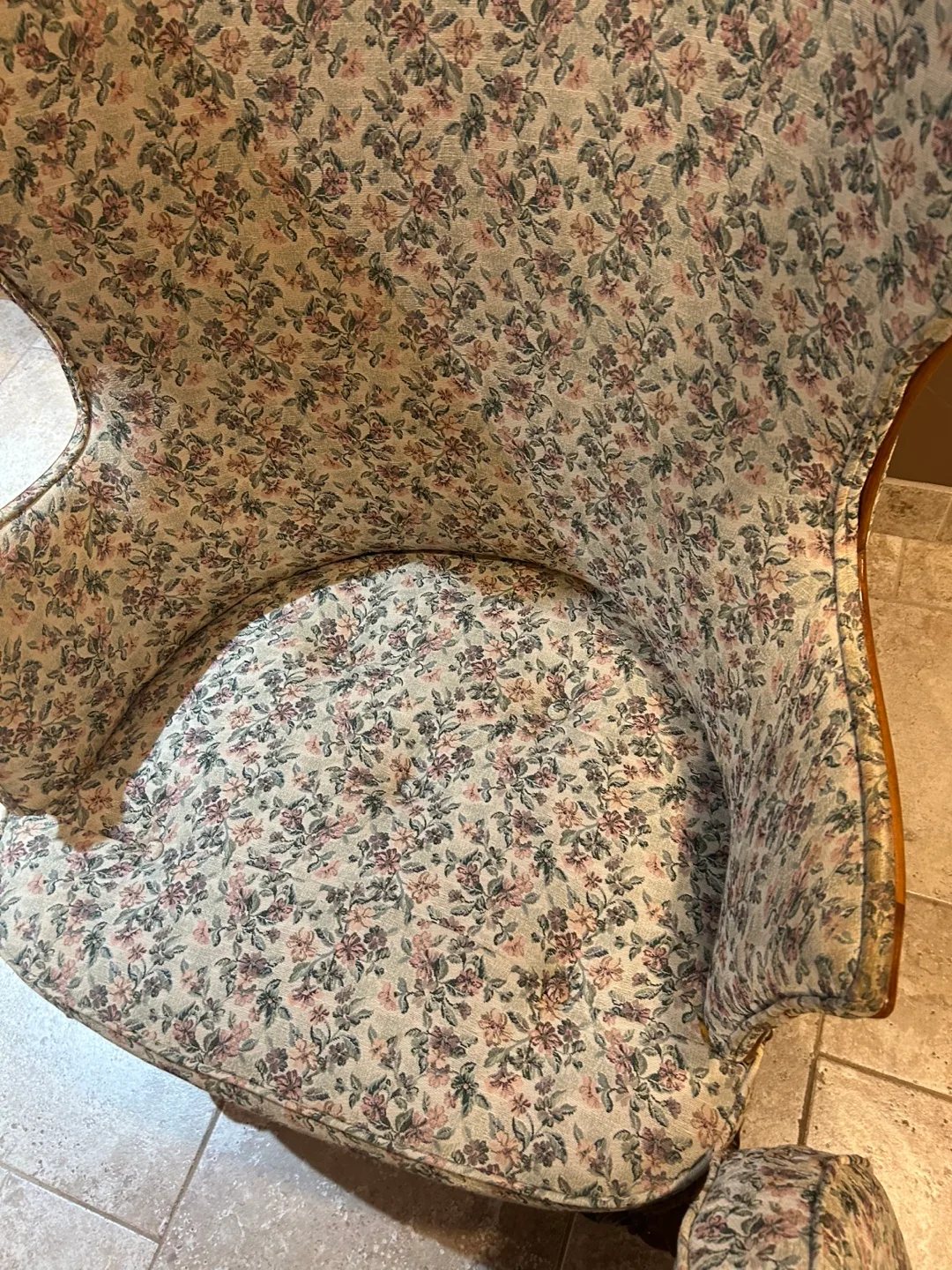 Vintage Floral Wingback Chair image indicator(2)