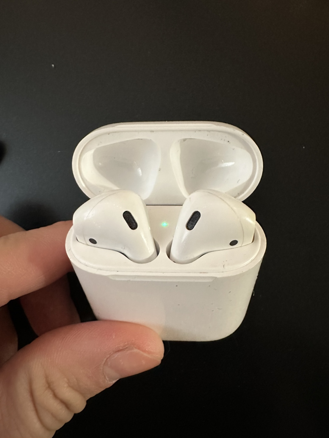 AirPods Gen 2 - photo 3