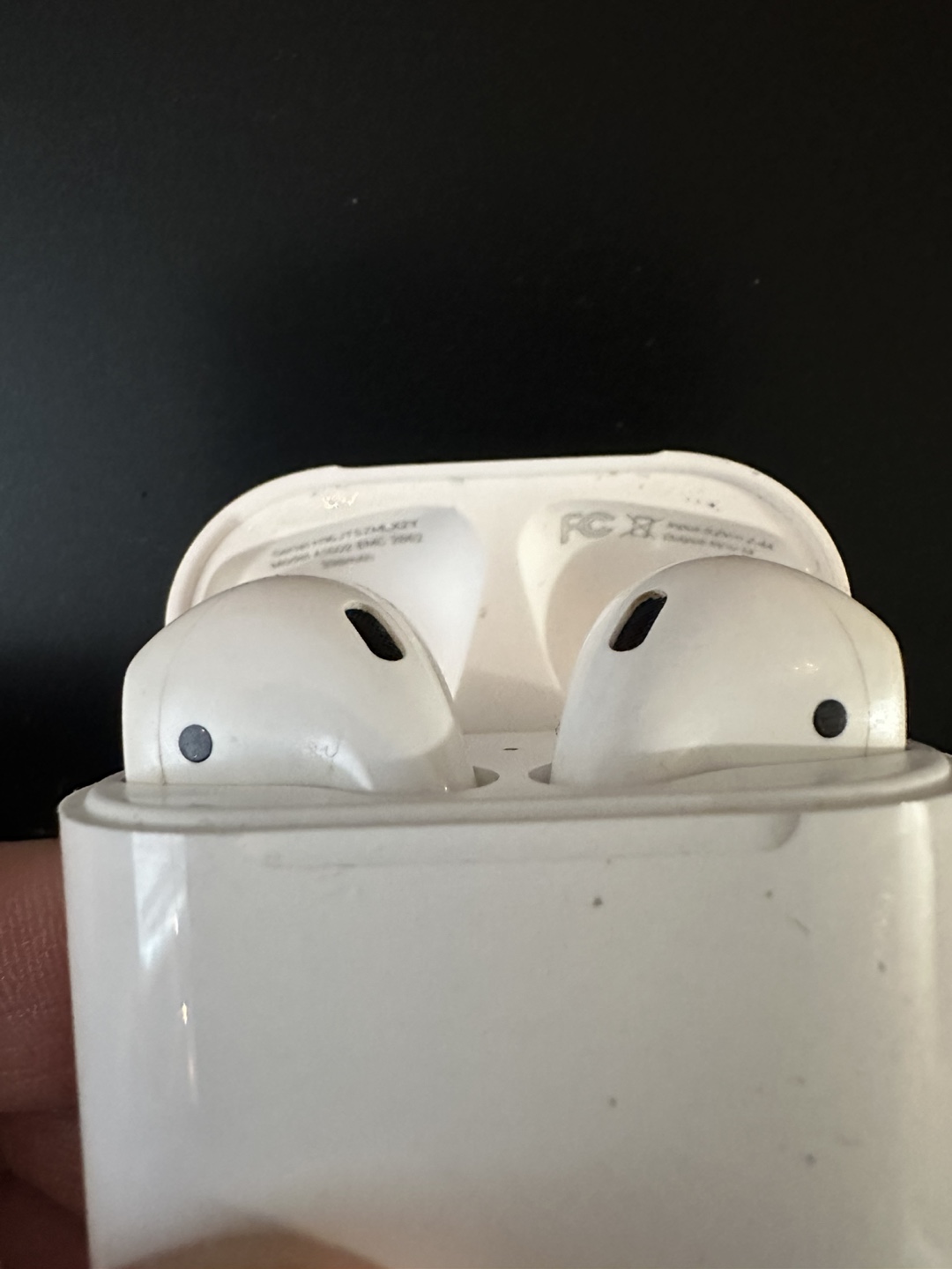 AirPods Gen 2 - photo 4