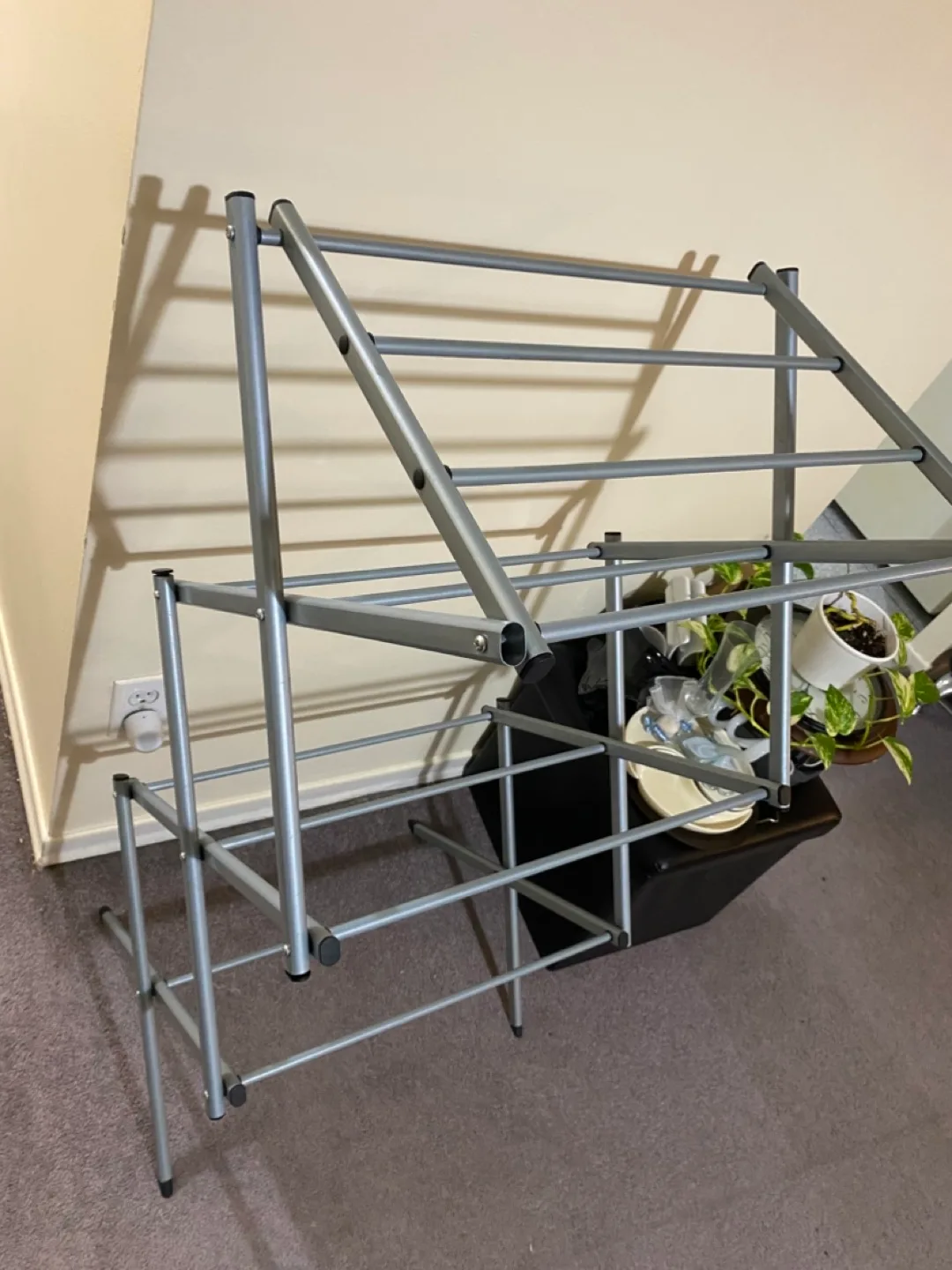 Metal Clothes Drying Rack image indicator(2)