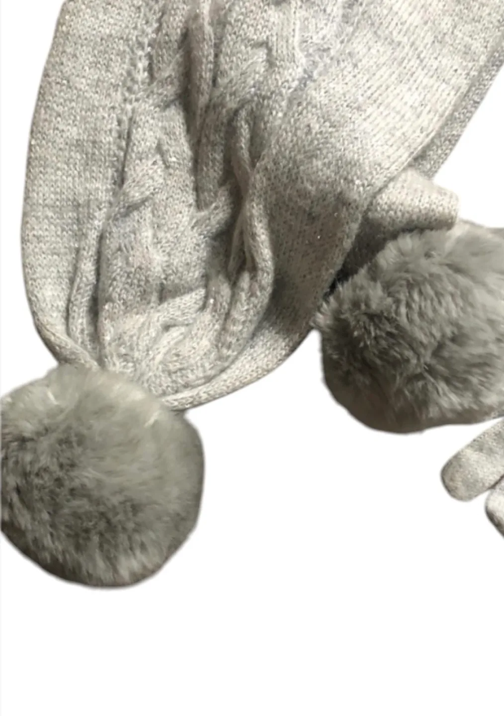 JUICY COUTURE Pom Pom Hat /Scarf/Glove Set image indicator(3)