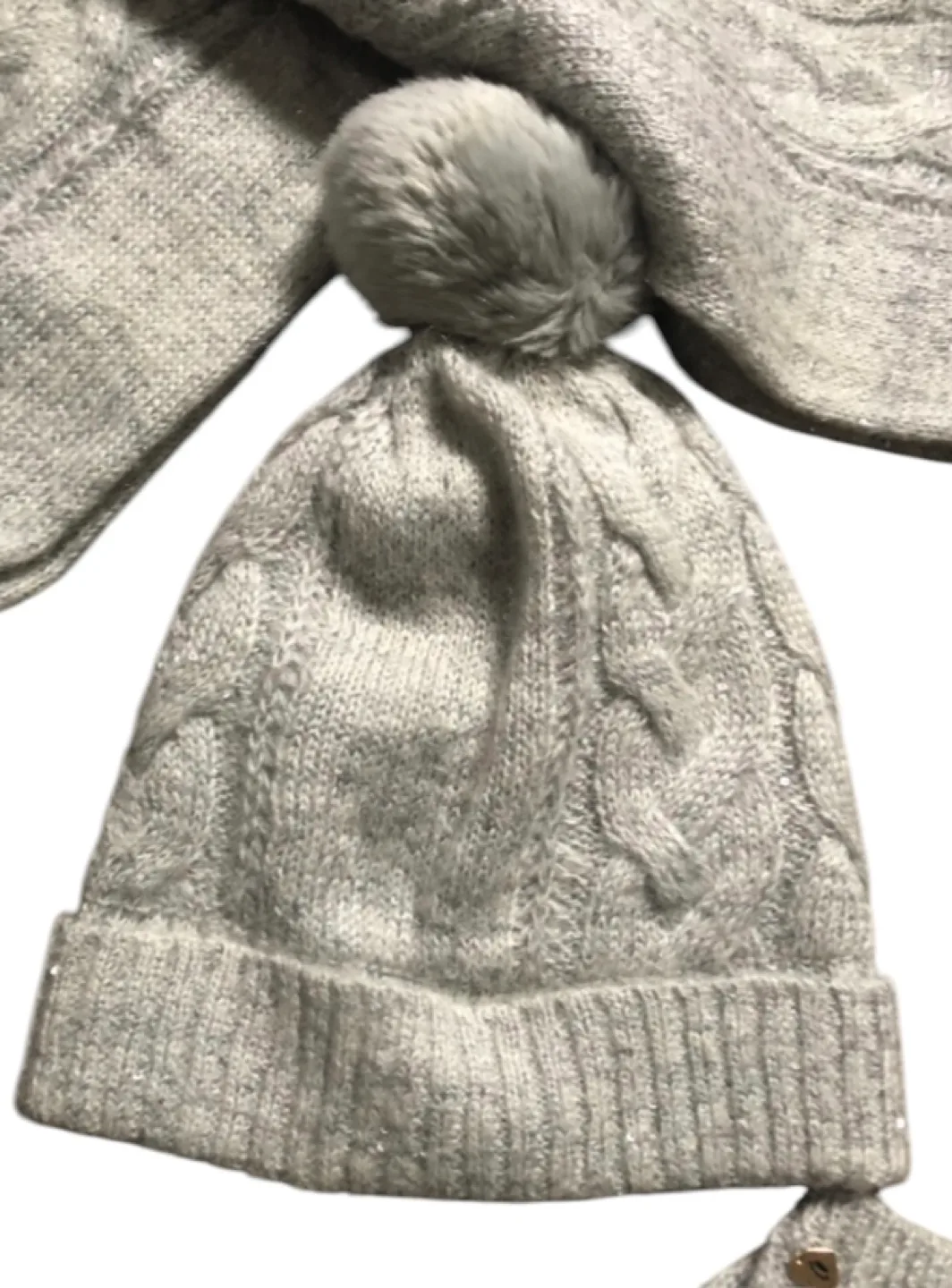 JUICY COUTURE Pom Pom Hat /Scarf/Glove Set image indicator(2)