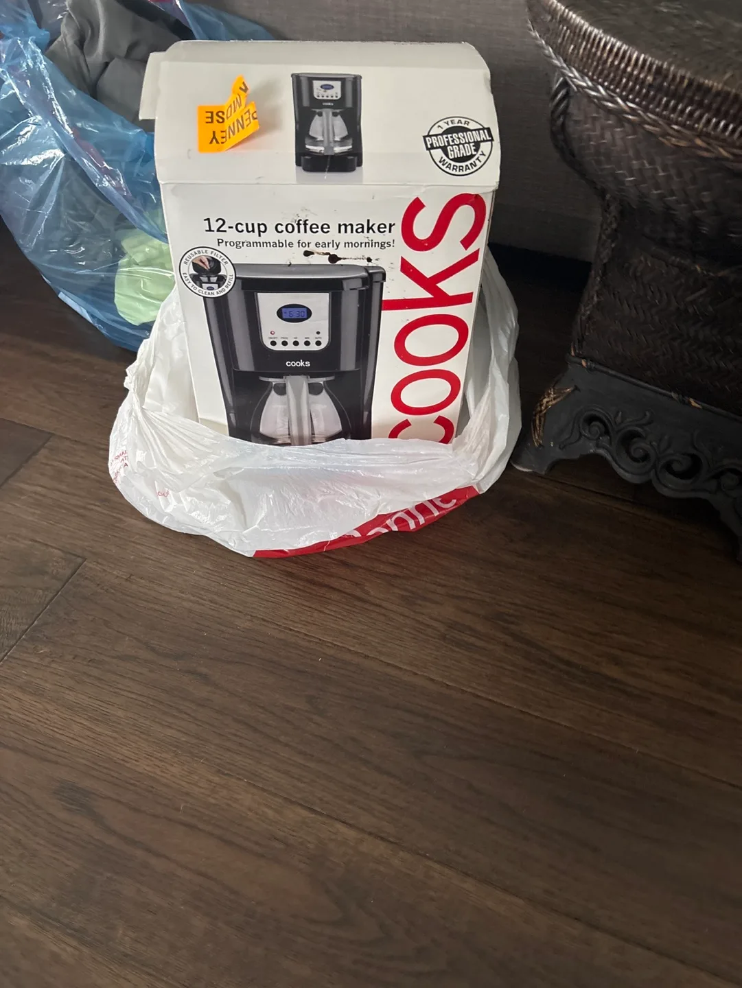 New Cooks 12-Cup Programmable Coffee Maker image indicator(4)