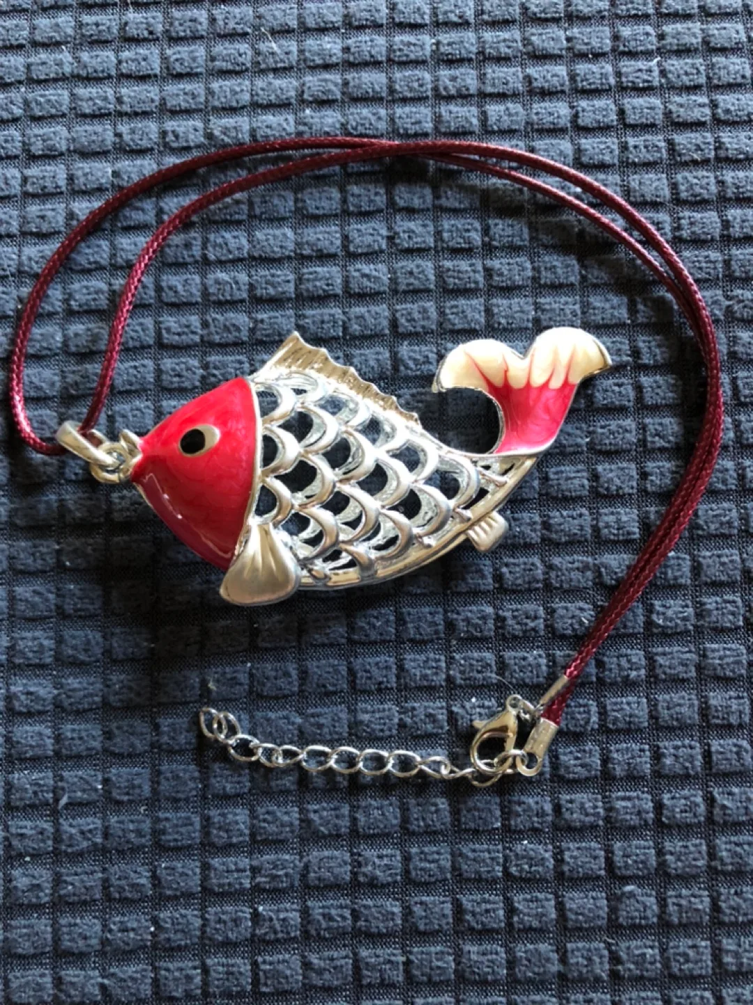 Red and Silver Koi Fish Necklace with Enamel ~~~ image indicator(4)