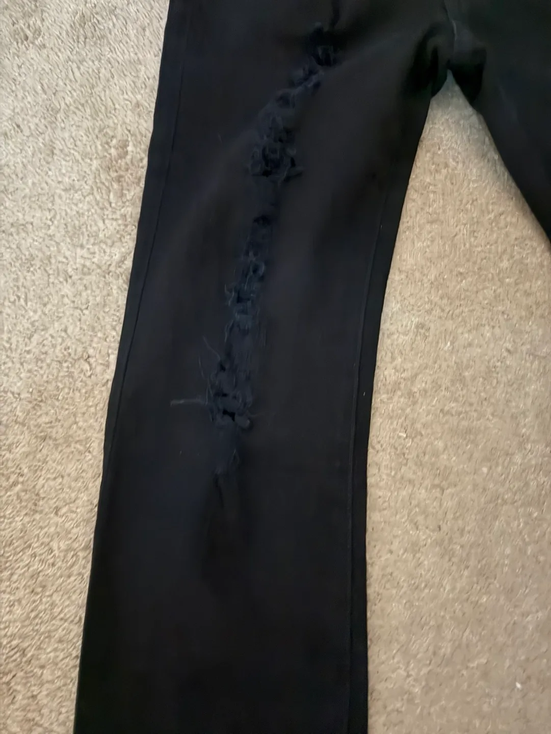 Guess Jeans - Black Distressed Skinny Jeans image indicator(4)