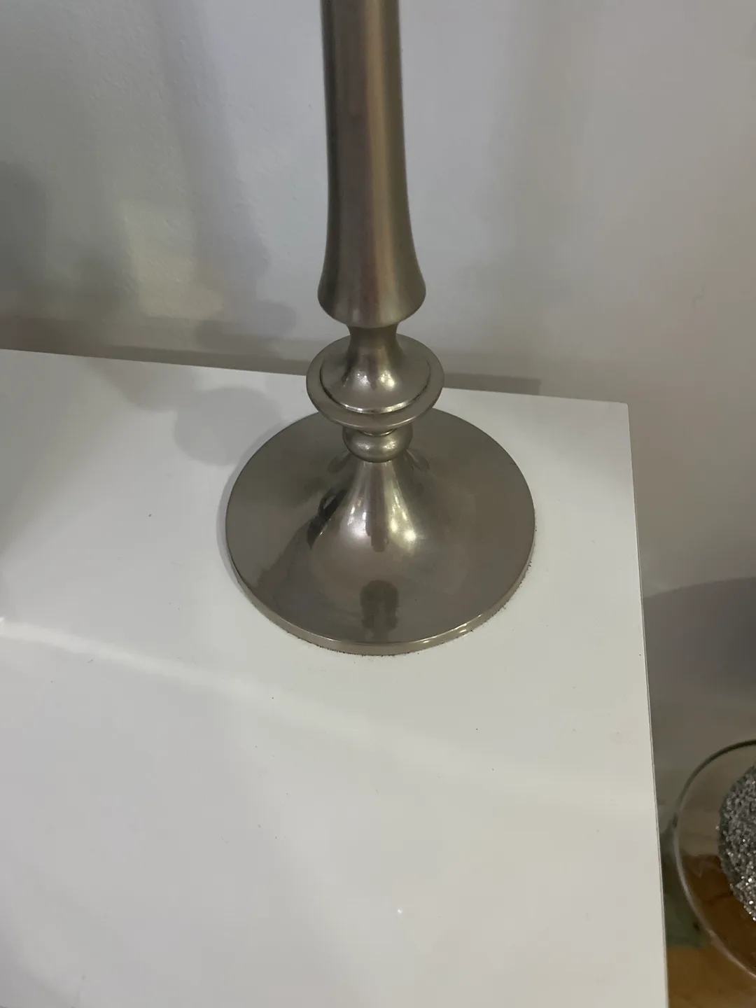 Elegant Crystal Candle Holder image indicator(3)