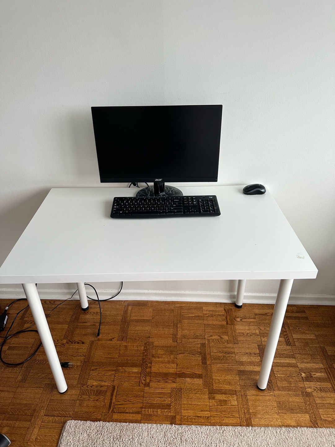 White Computer Desk