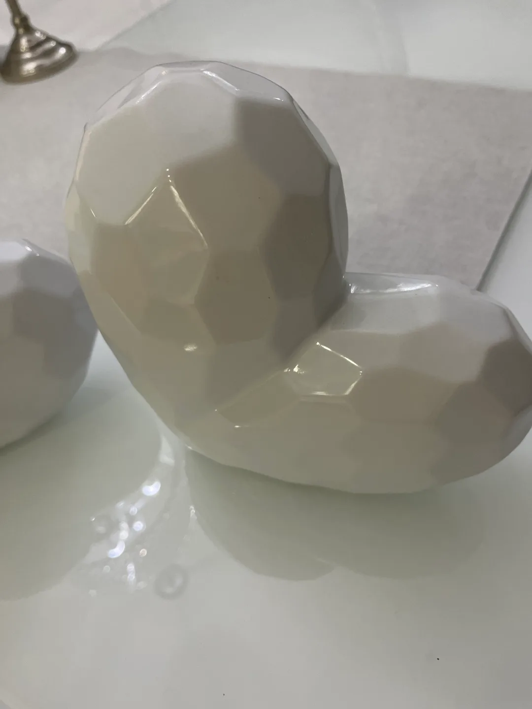 Pair of White Geometric Heart Sculptures image indicator(2)