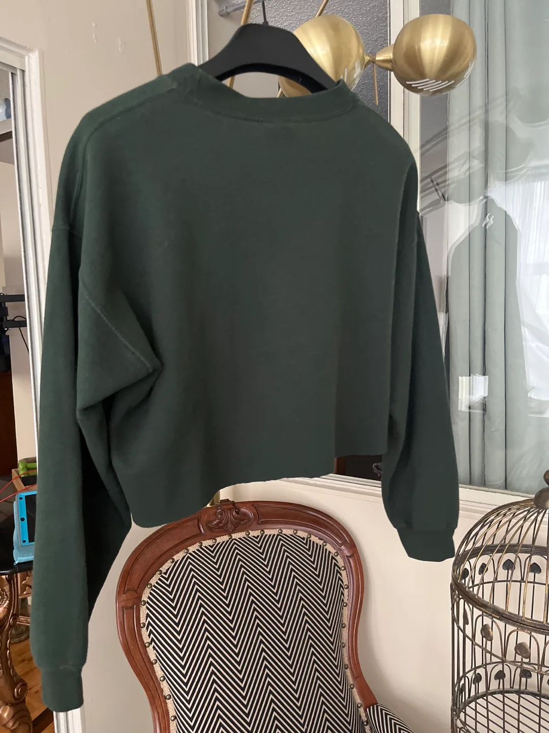 SMCC Falcons & Kestrels Parent Cropped Sweatshirt image indicator(4)