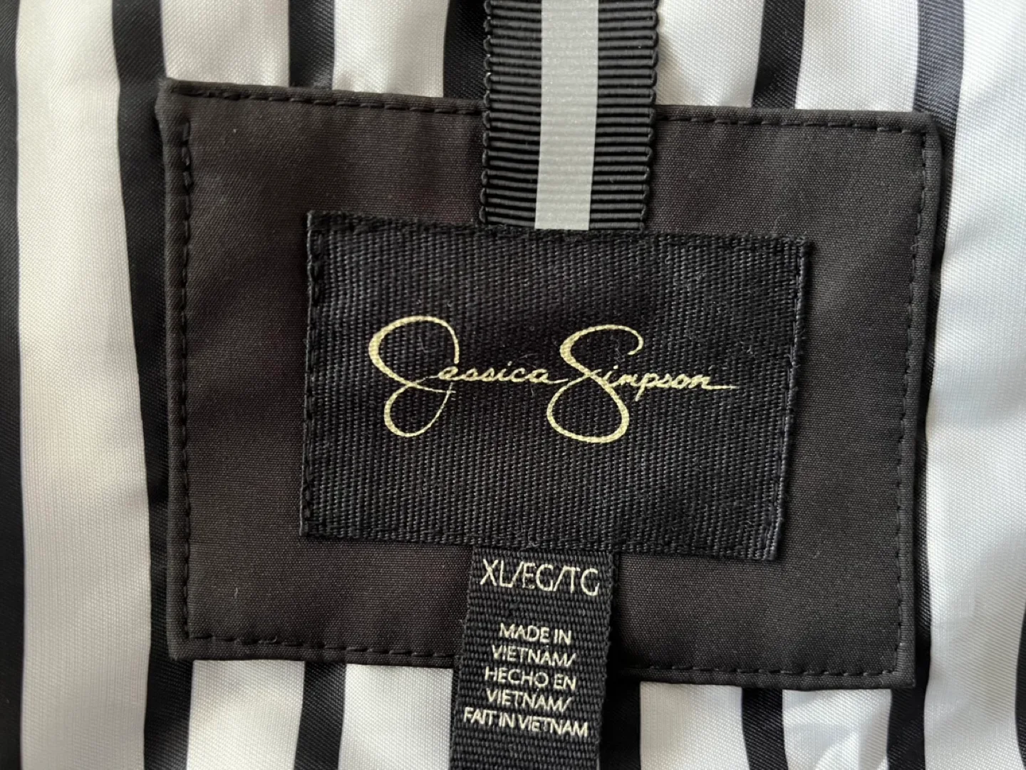 Jessica Simpson Black Jacket Size XL image indicator(2)