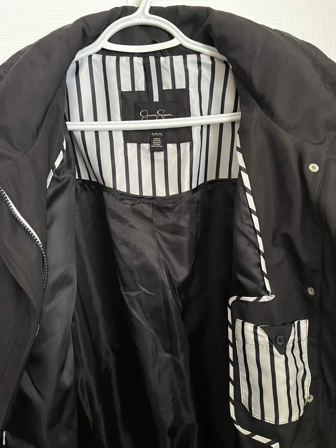 Jessica Simpson Black Jacket Size XL image indicator(3)