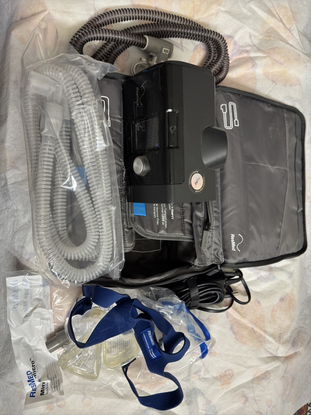 ResMed AirSense 10 AutoSet CPAP Machine with Accessories - photo 2