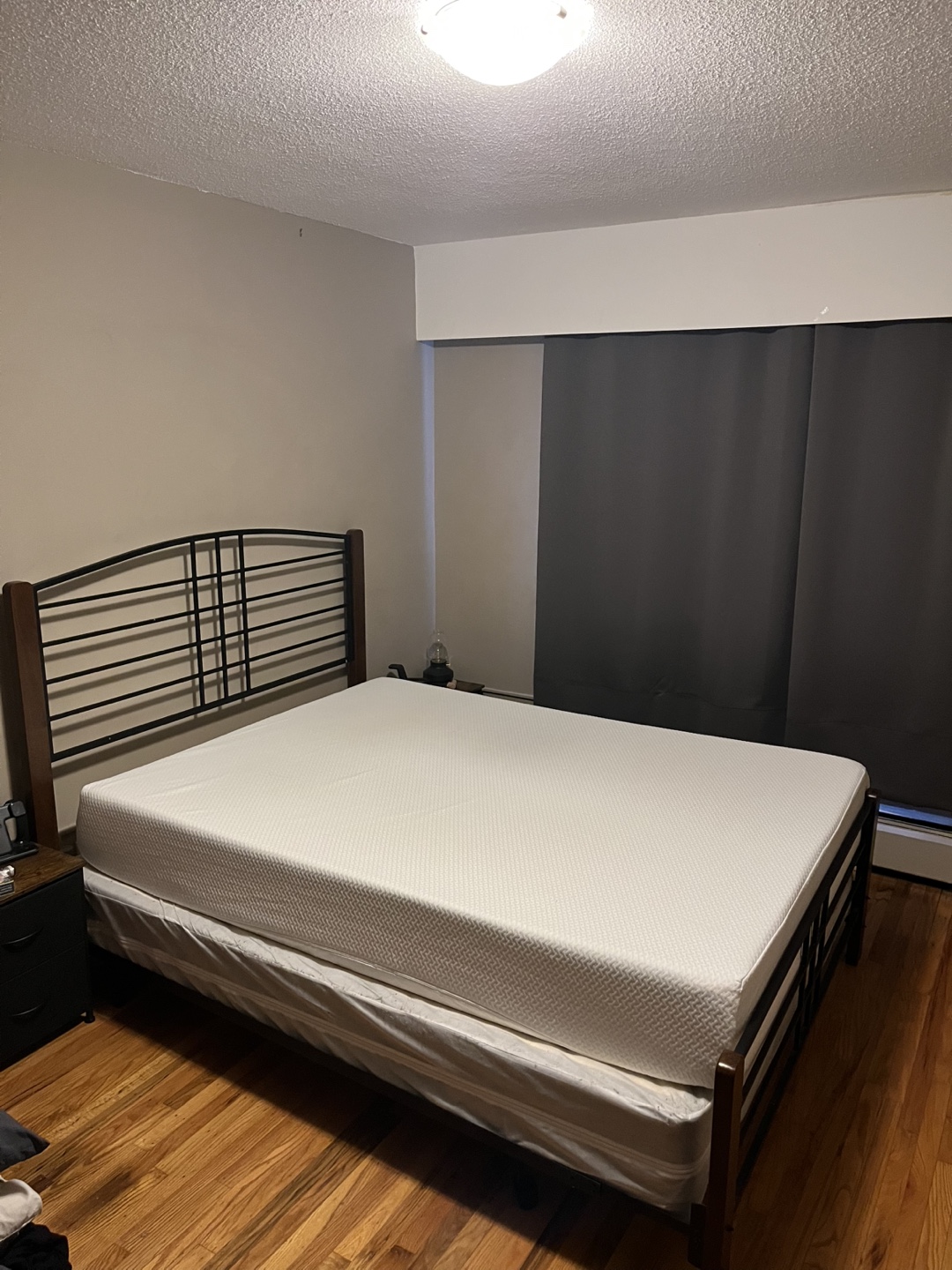 Queen Size Bed Frame with Mattress