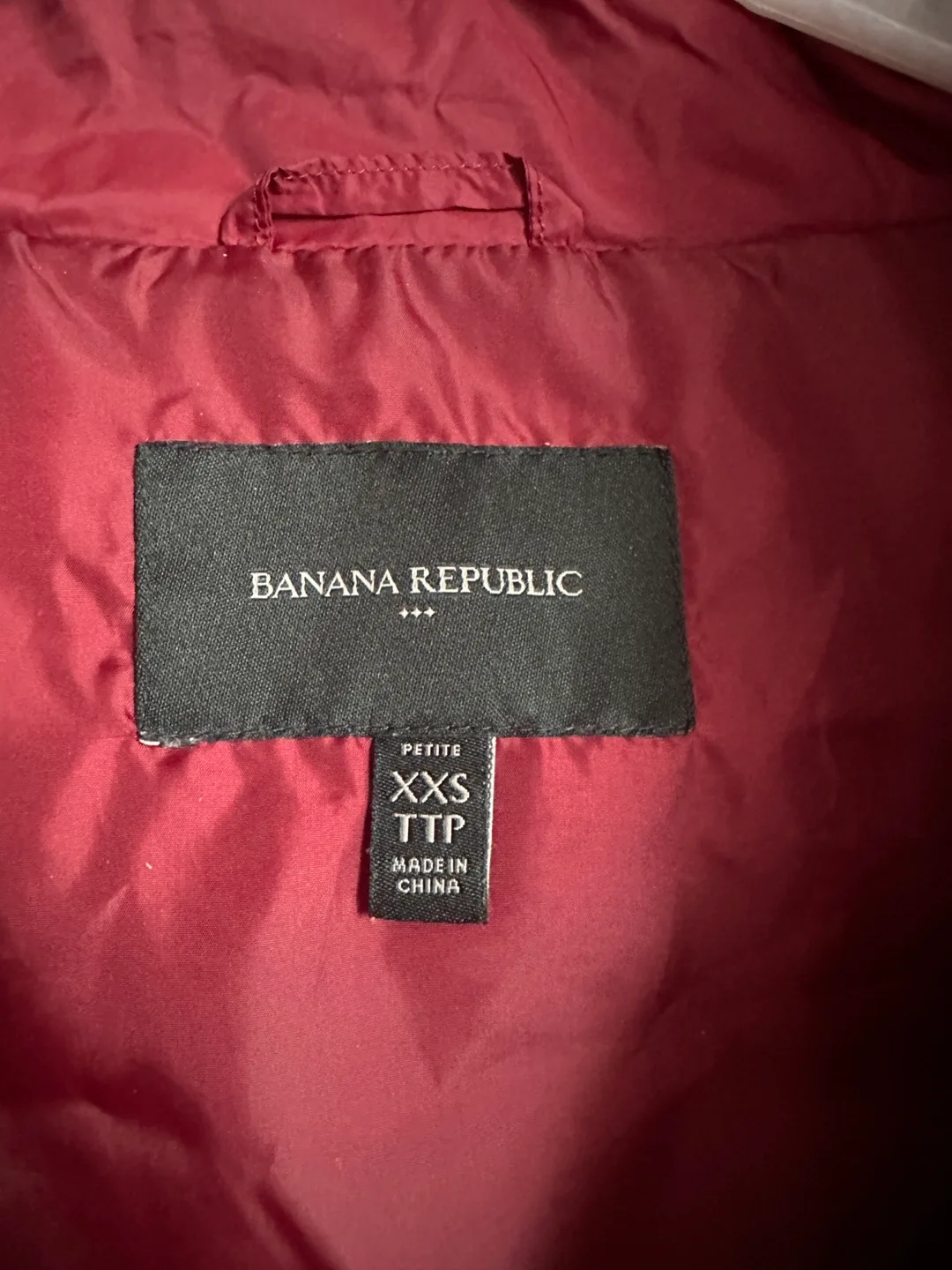 Banana Republic Petite Puffer Jacket - XXS image indicator(3)