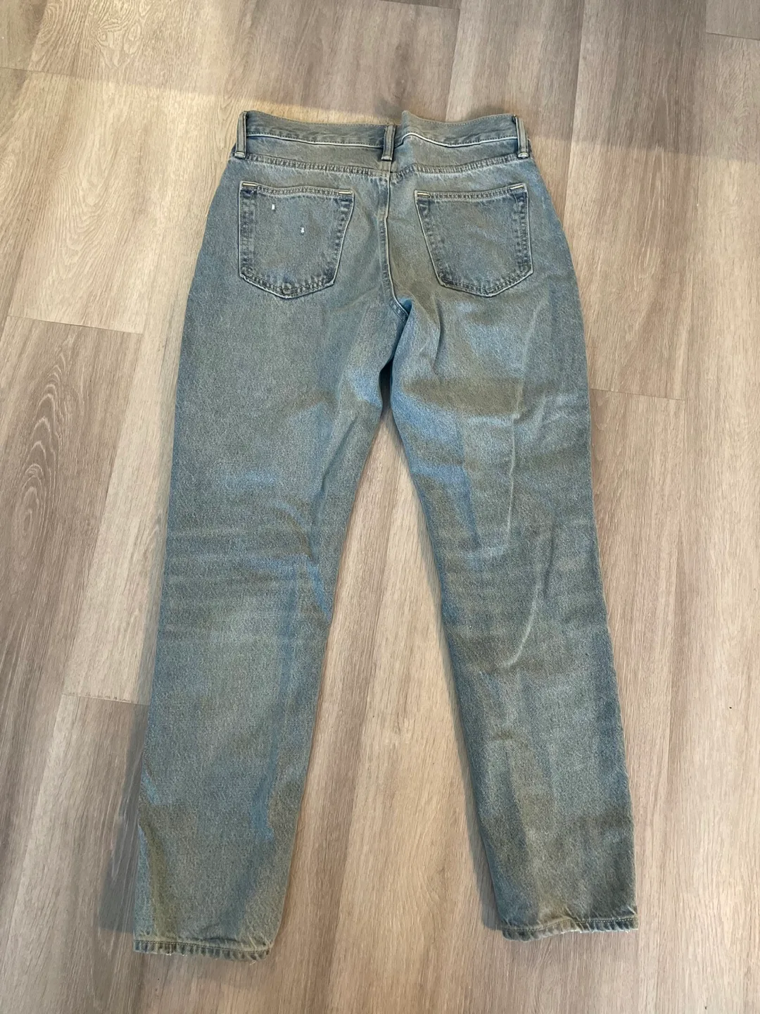 OLDNAVY Distressed Boyfriend Jeans image indicator(2)