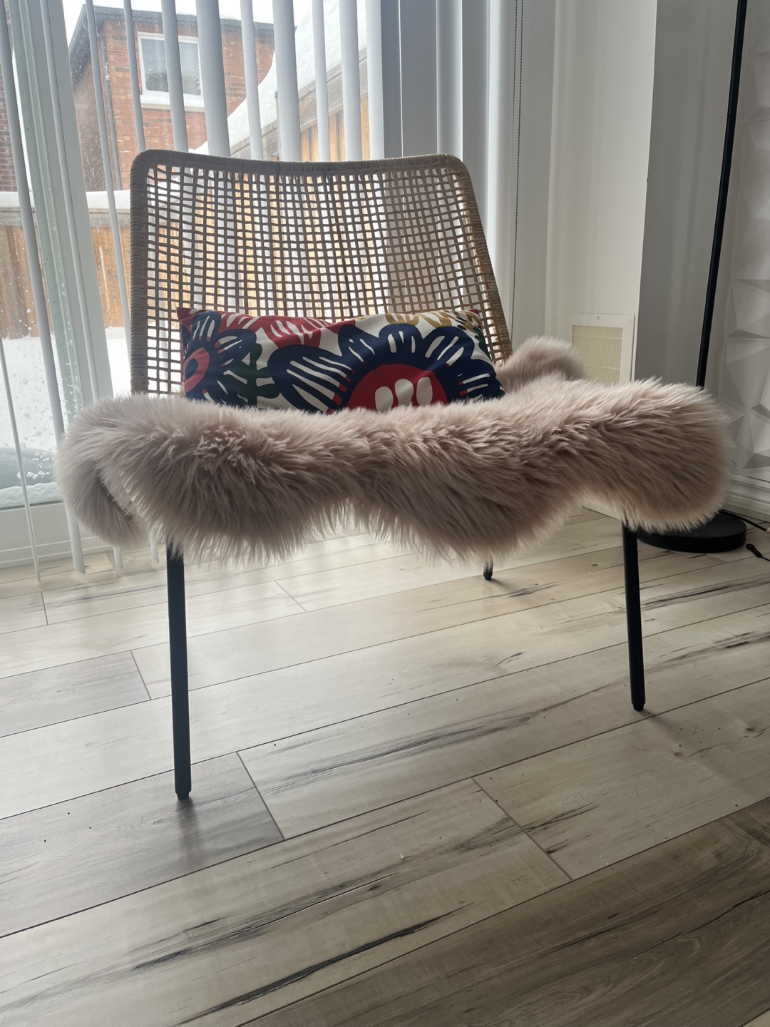 Woven Rattan Chair with Black Legs - photo 3