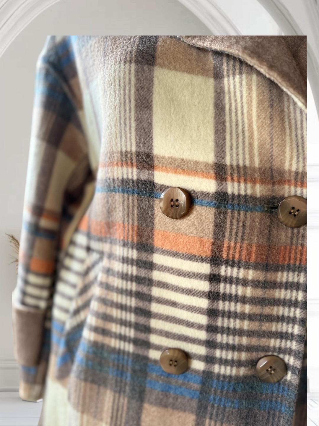 Women's Plaid Double-Breasted Longline Coat - photo 4