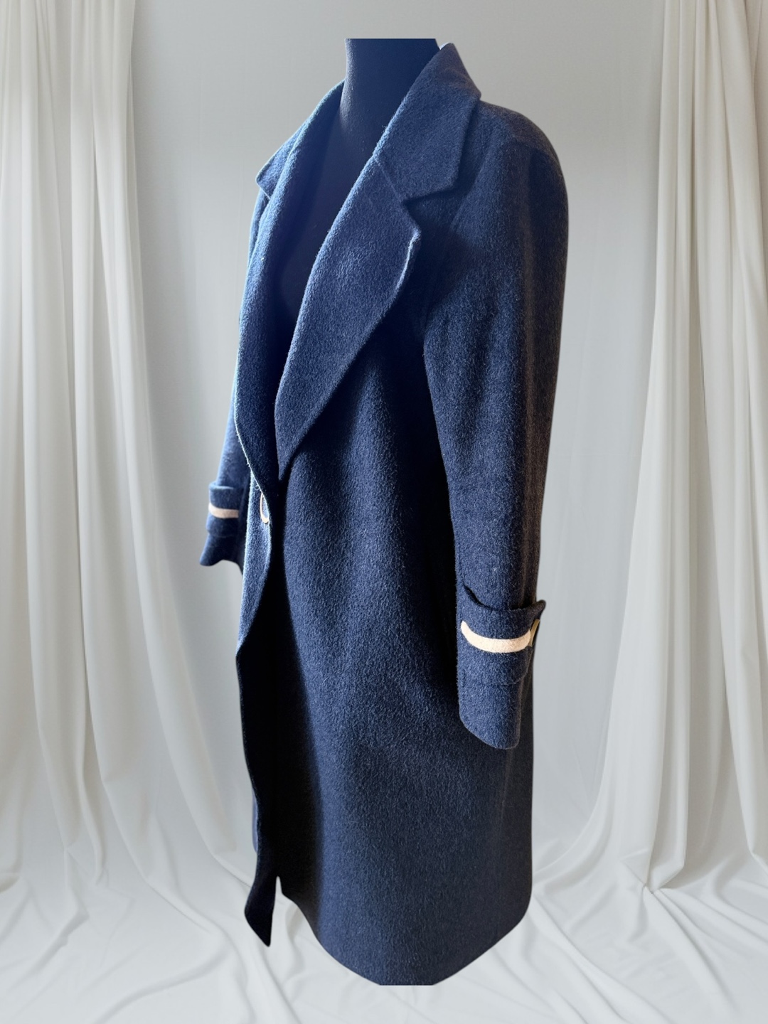 Vintage Blue Wool Coat with Unique Detailing - photo 2