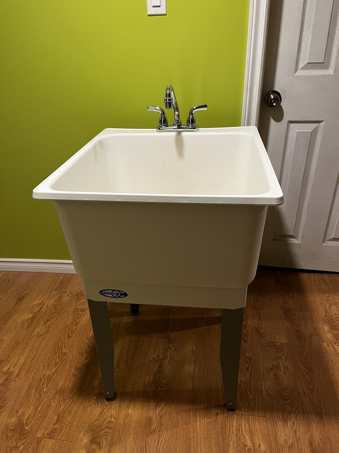 Utility Sink with Stand and Faucet