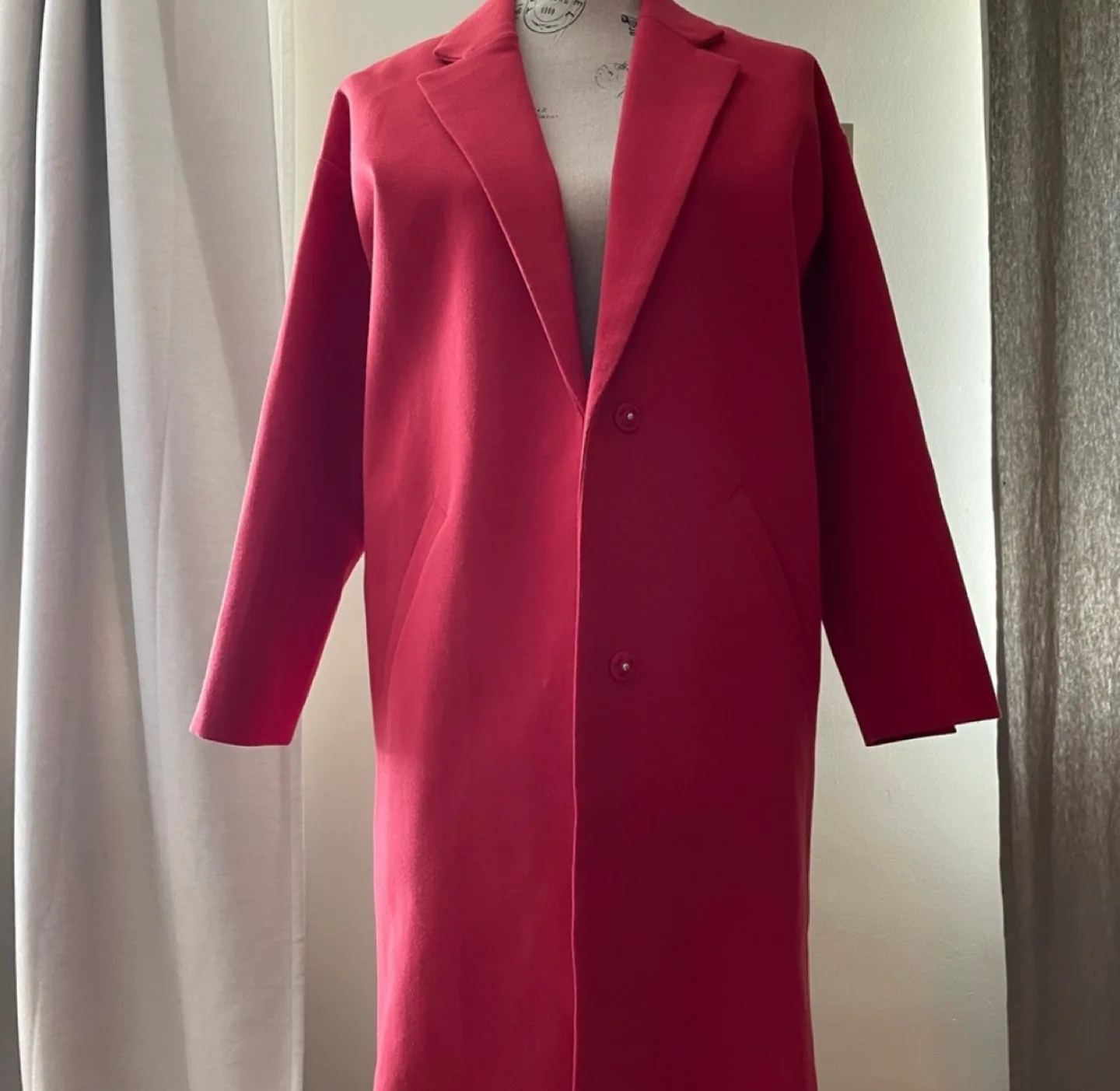 Suncoo Paris Red Coat - Size Small image indicator(2)