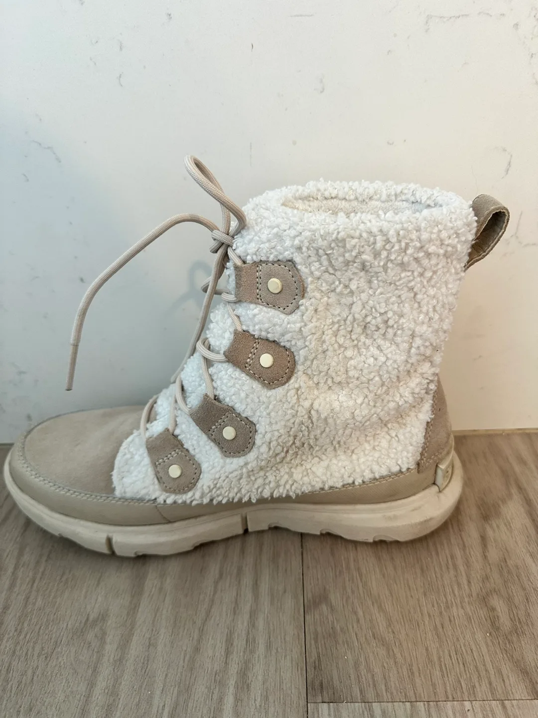 Sorel Shearling Boots image indicator(6)