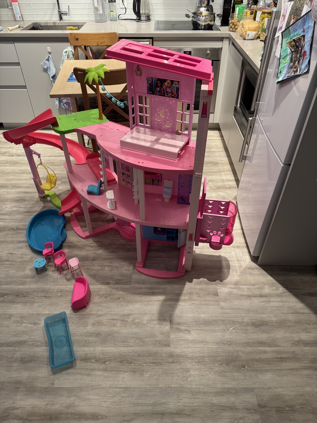 Barbie Dreamhouse with Pool and Slides - photo 3