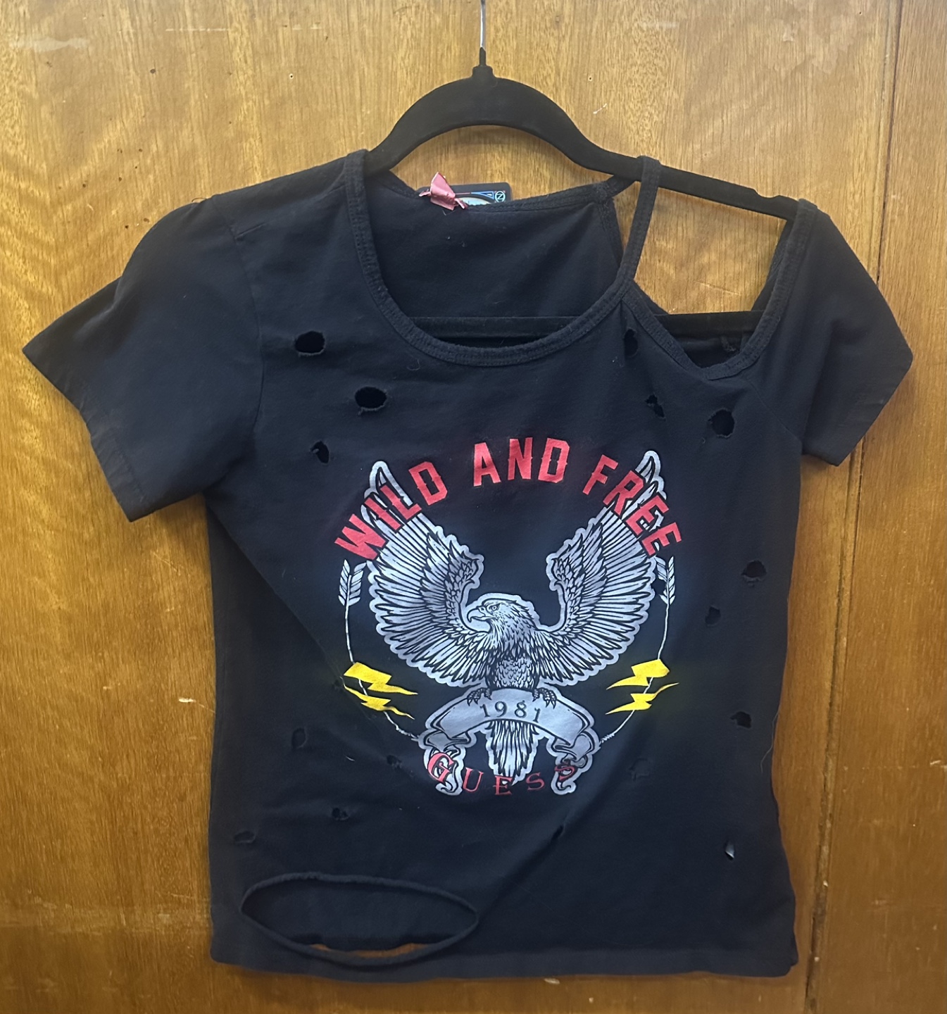 Guess Women's Tshirt
