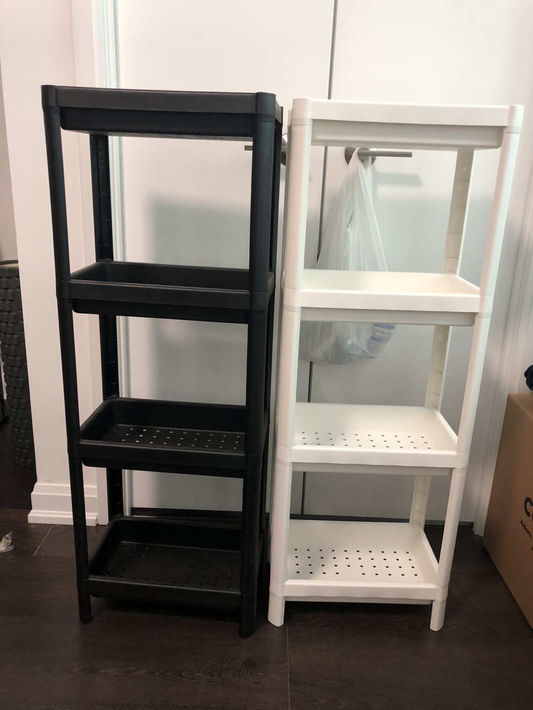 Set of 2 Plastic 4-Tier Shelving Units - Black & White
