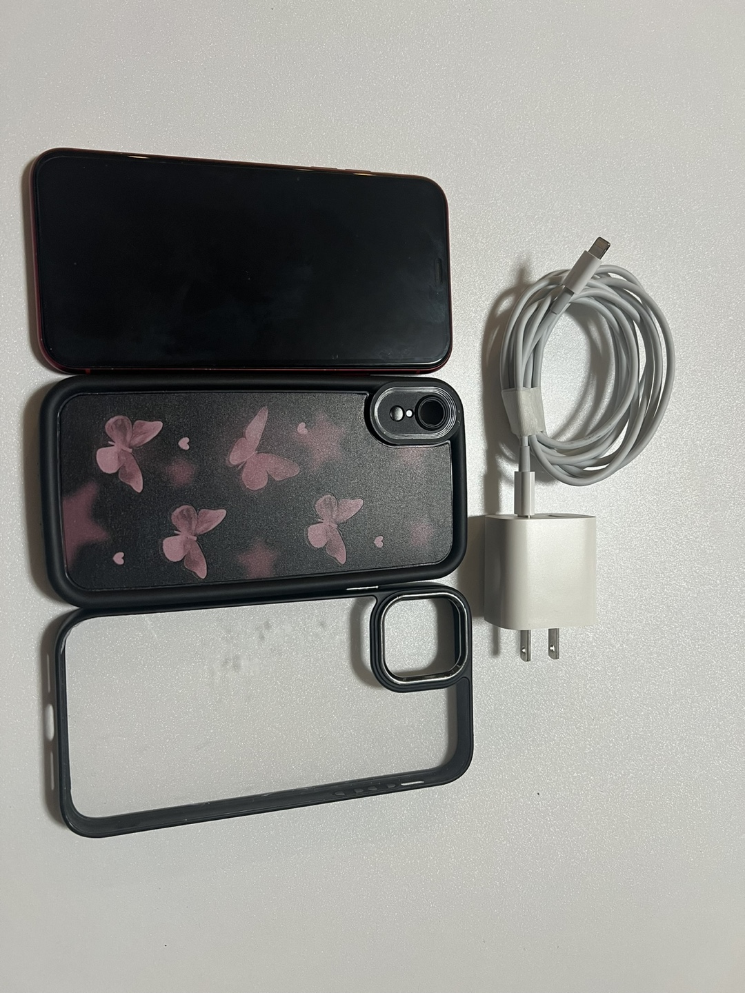 iPhone XR  … RED - 85% Battery Health + Accessories - photo 3