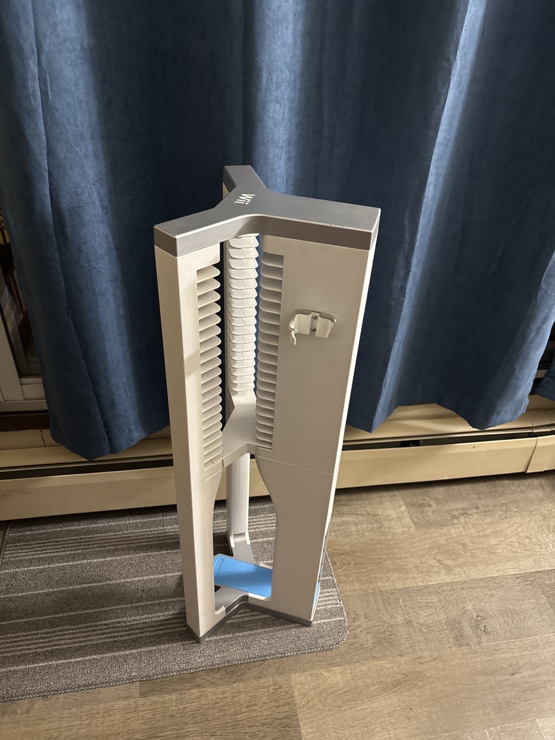 Wii Game Storage Tower - photo 3