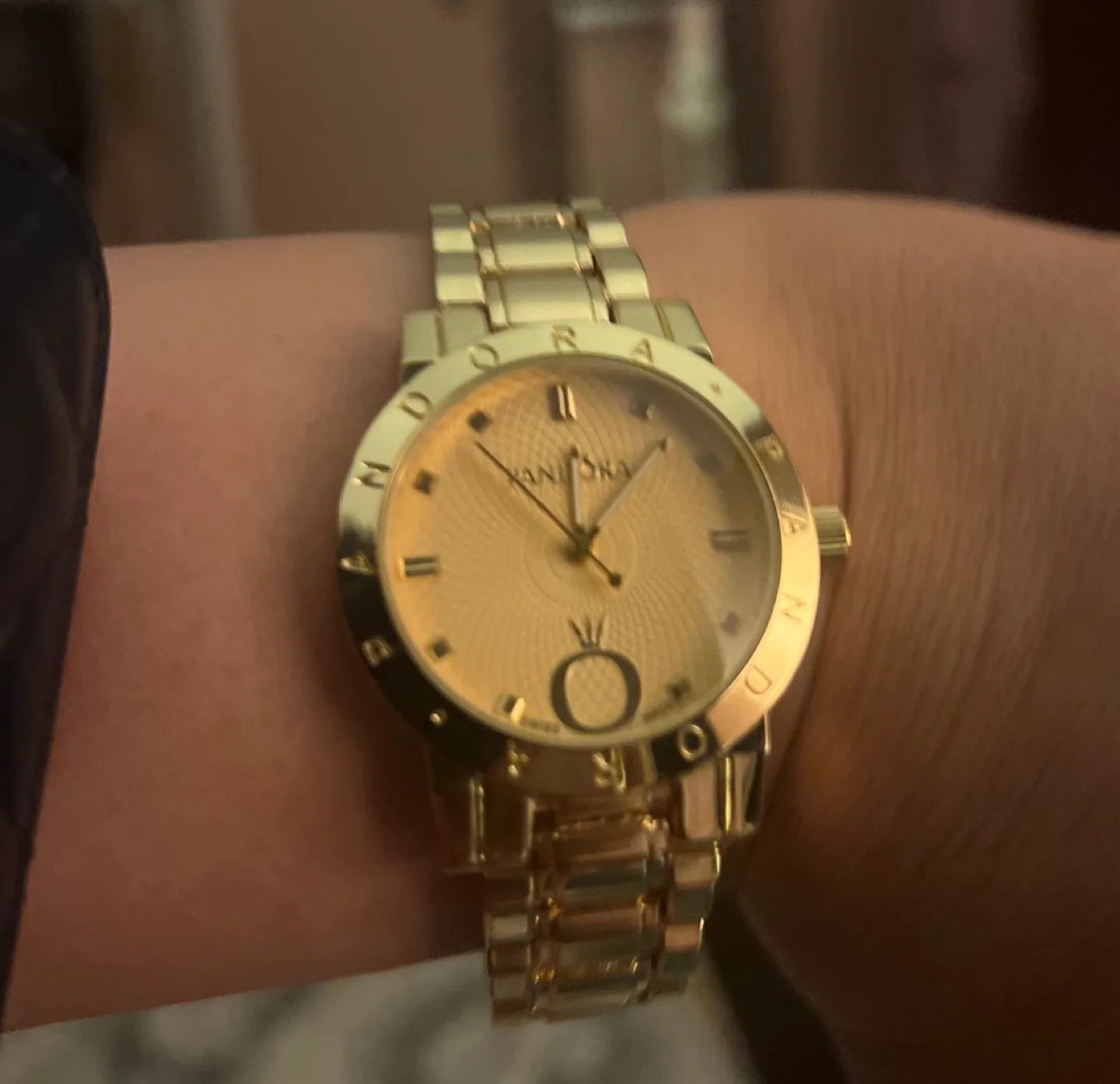 Pandora Gold Tone Watch image indicator(2)