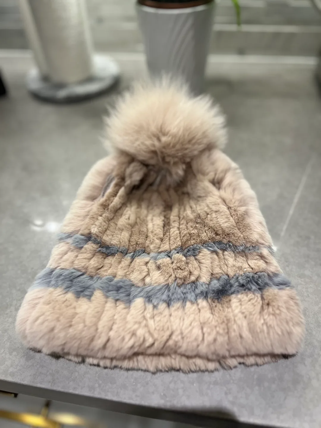 Sandova Rabbit Fur Pom Hat 🧢 image indicator(2)