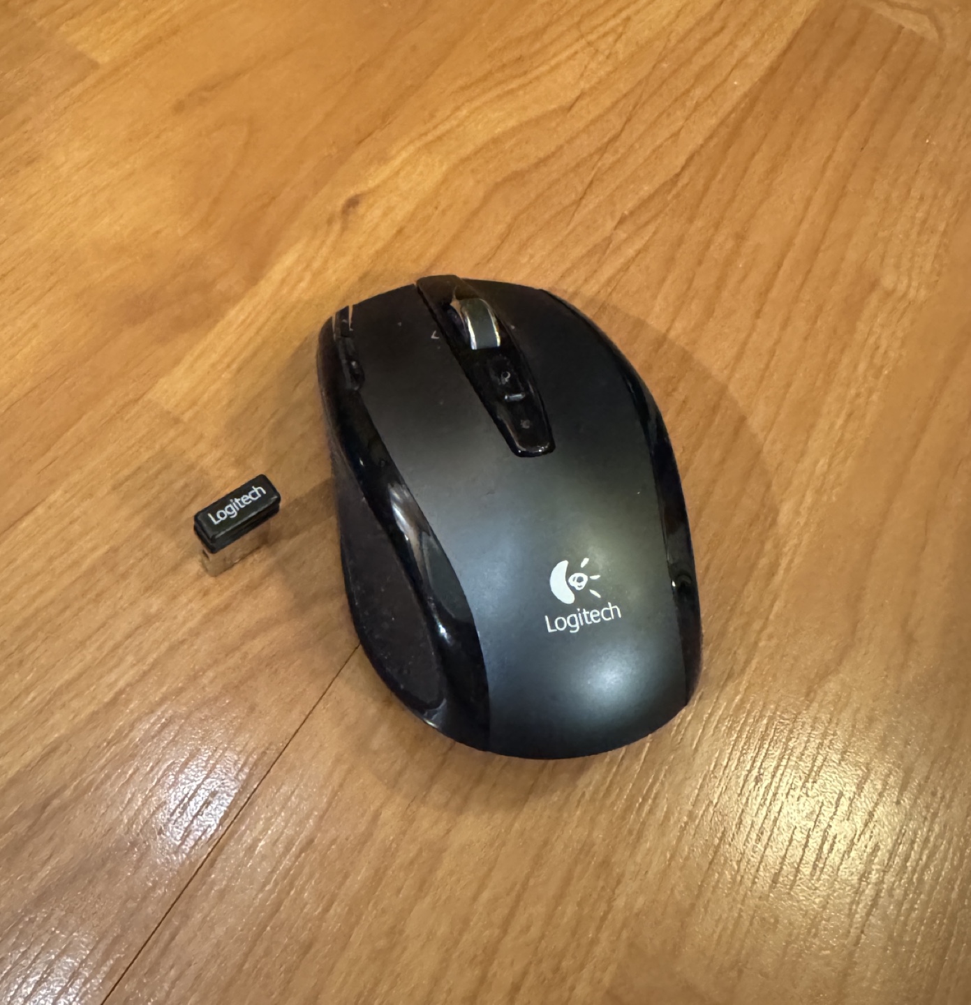 Logitech Wireless Mouse w/ NAND receiver