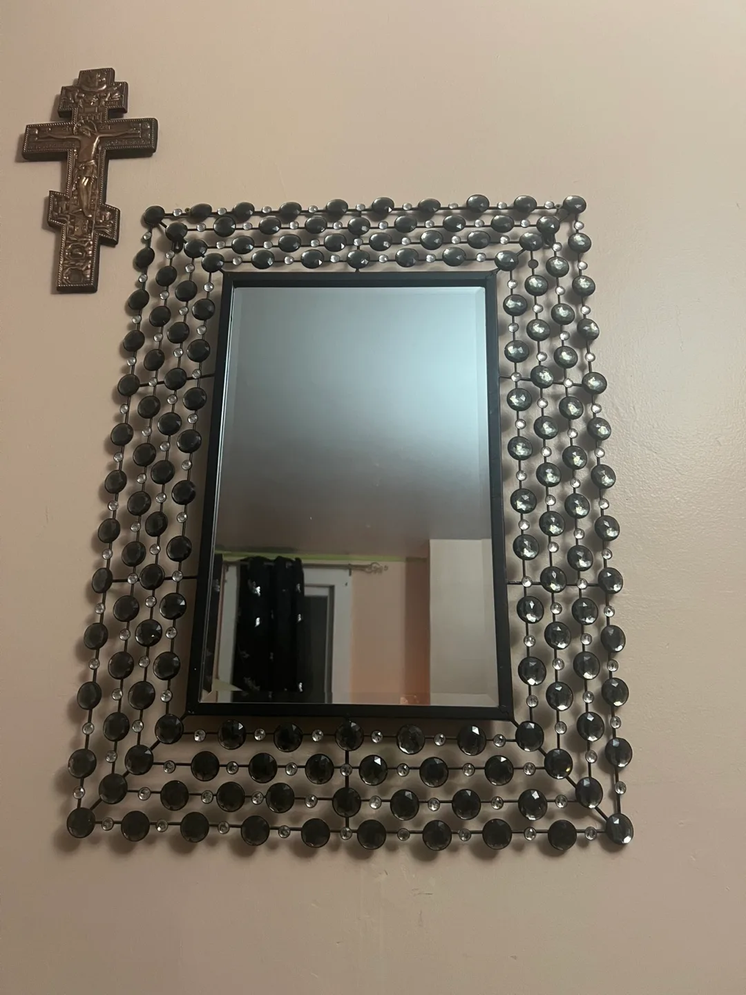 Elegant Black and Clear Crystal Beaded Mirror image indicator(6)