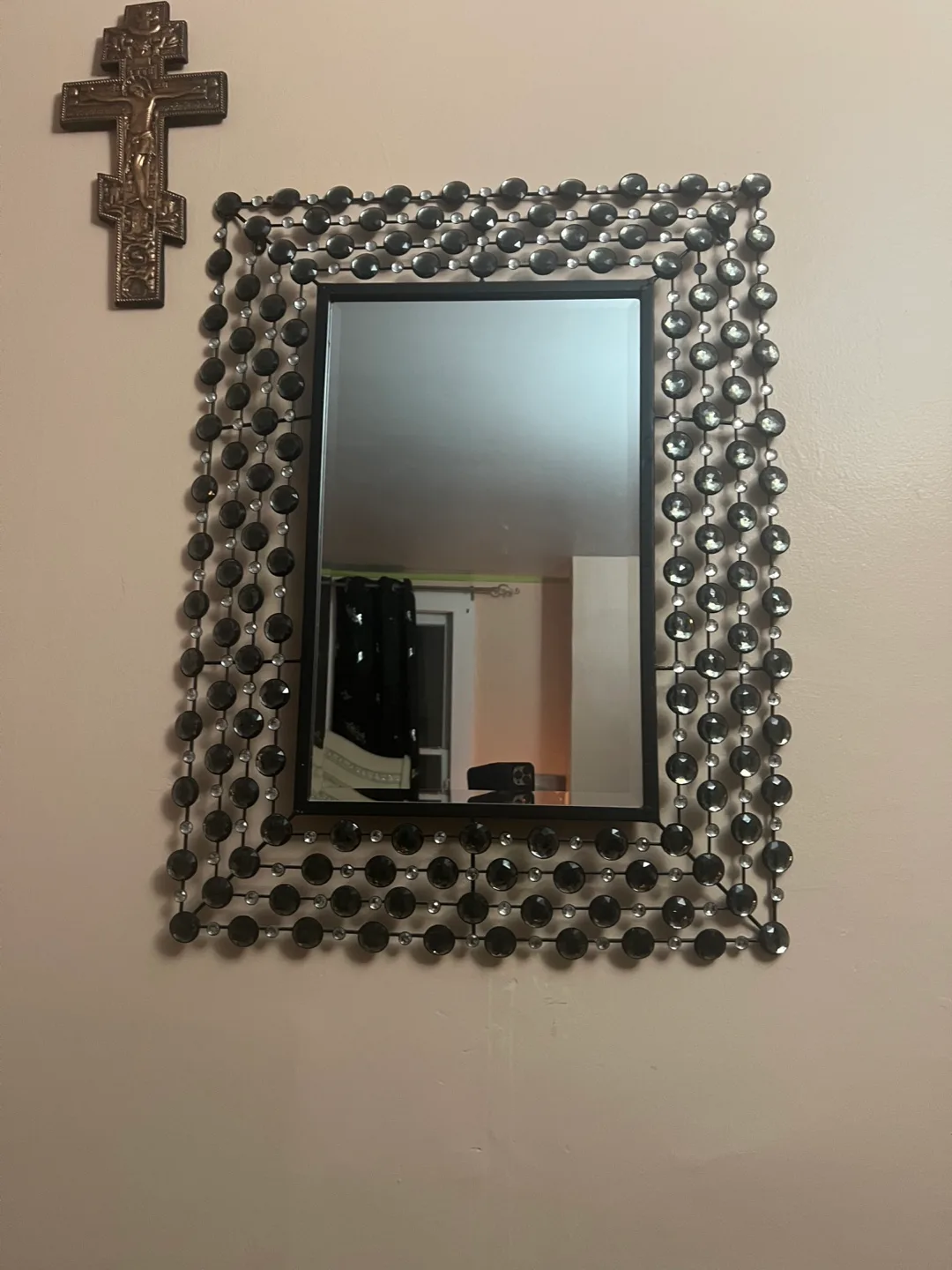 Elegant Black and Clear Crystal Beaded Mirror image indicator(5)