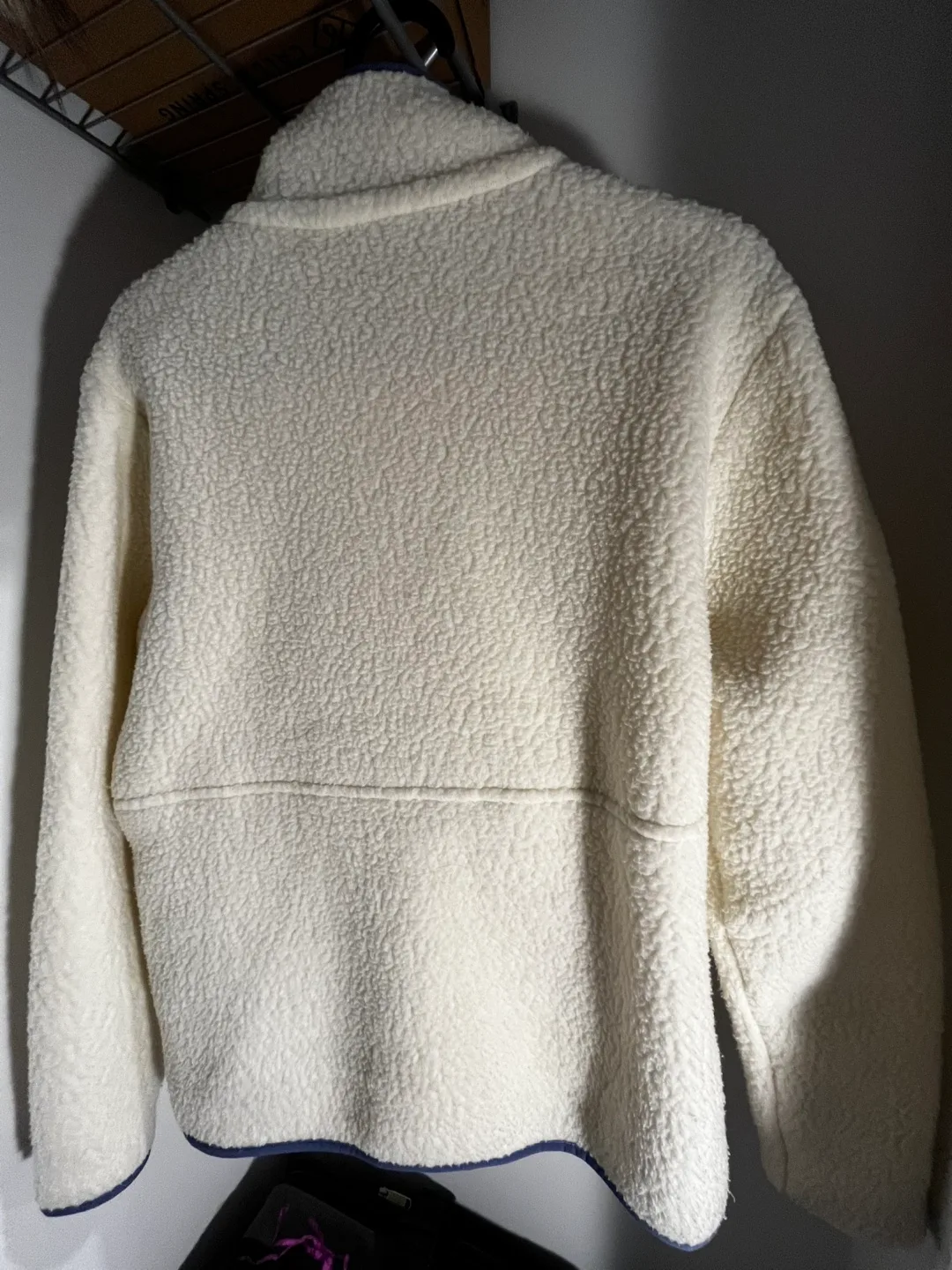 Patagonia Women's Retro Pile Fleece Marsupial Pullover image indicator(2)