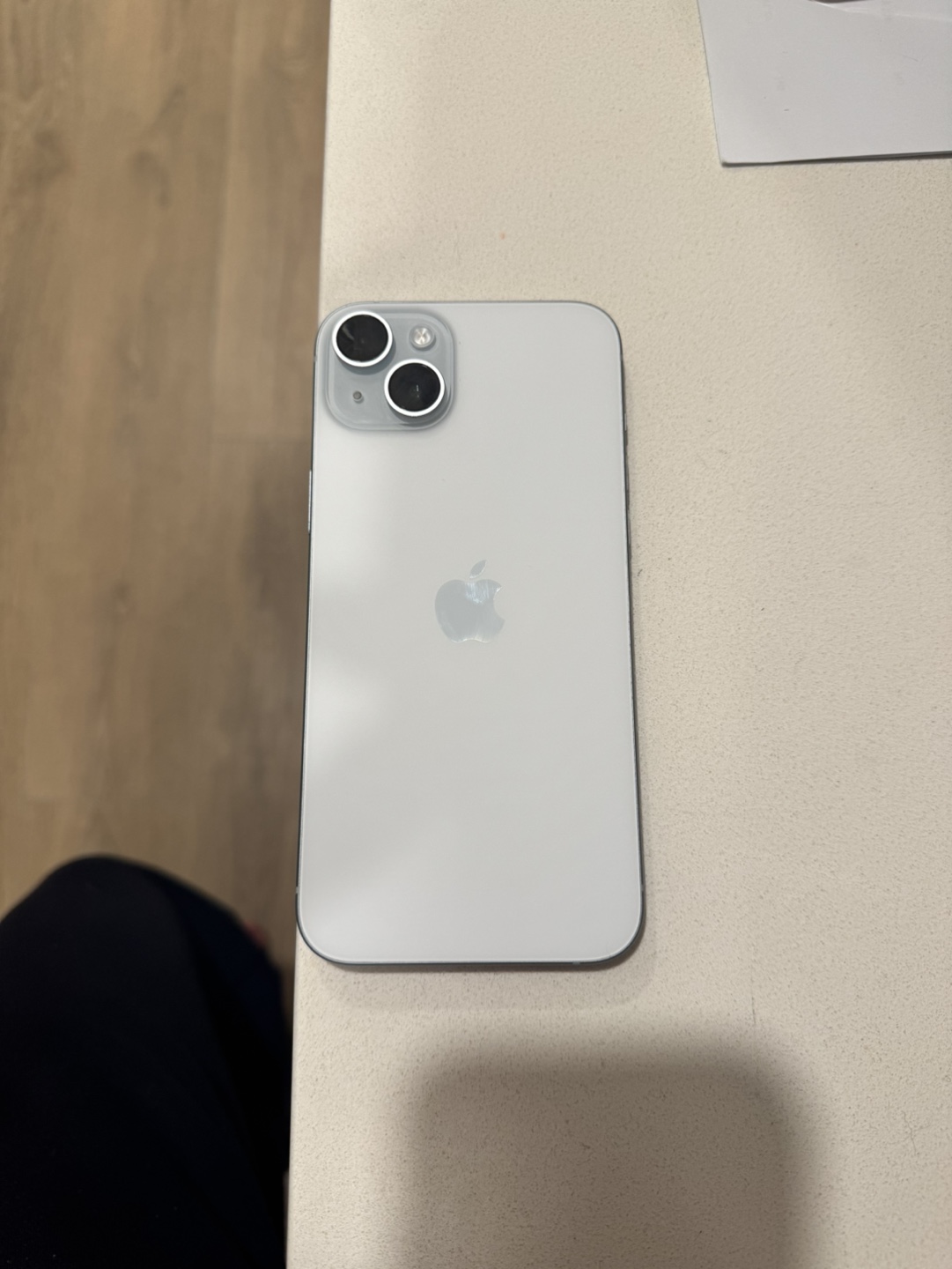 iPhone 15 plus blue