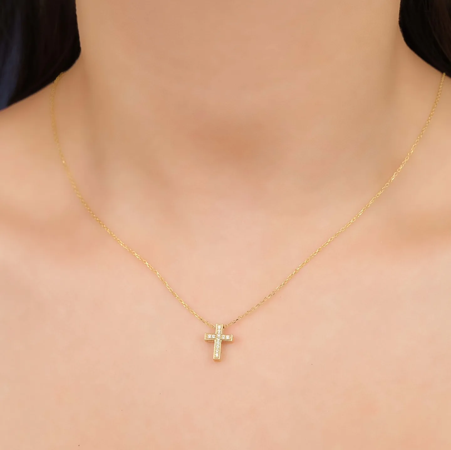 925 silverDainty Gold Cross Necklace with Cubic Zirconia